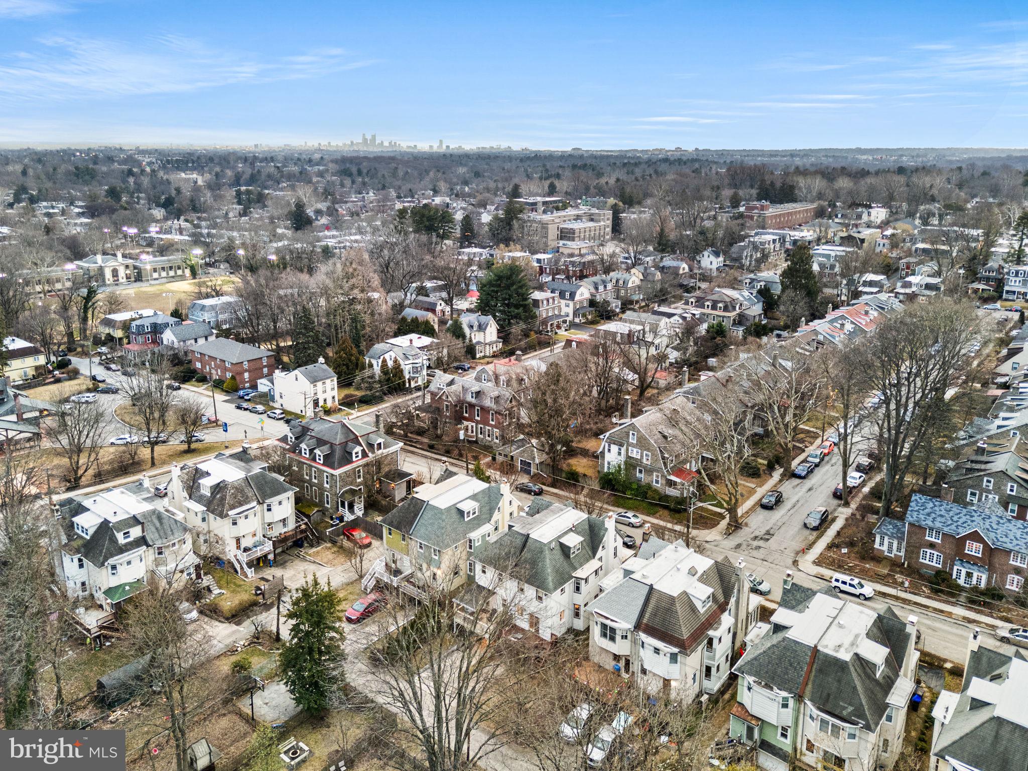 CHESTNUT HILL - Residential