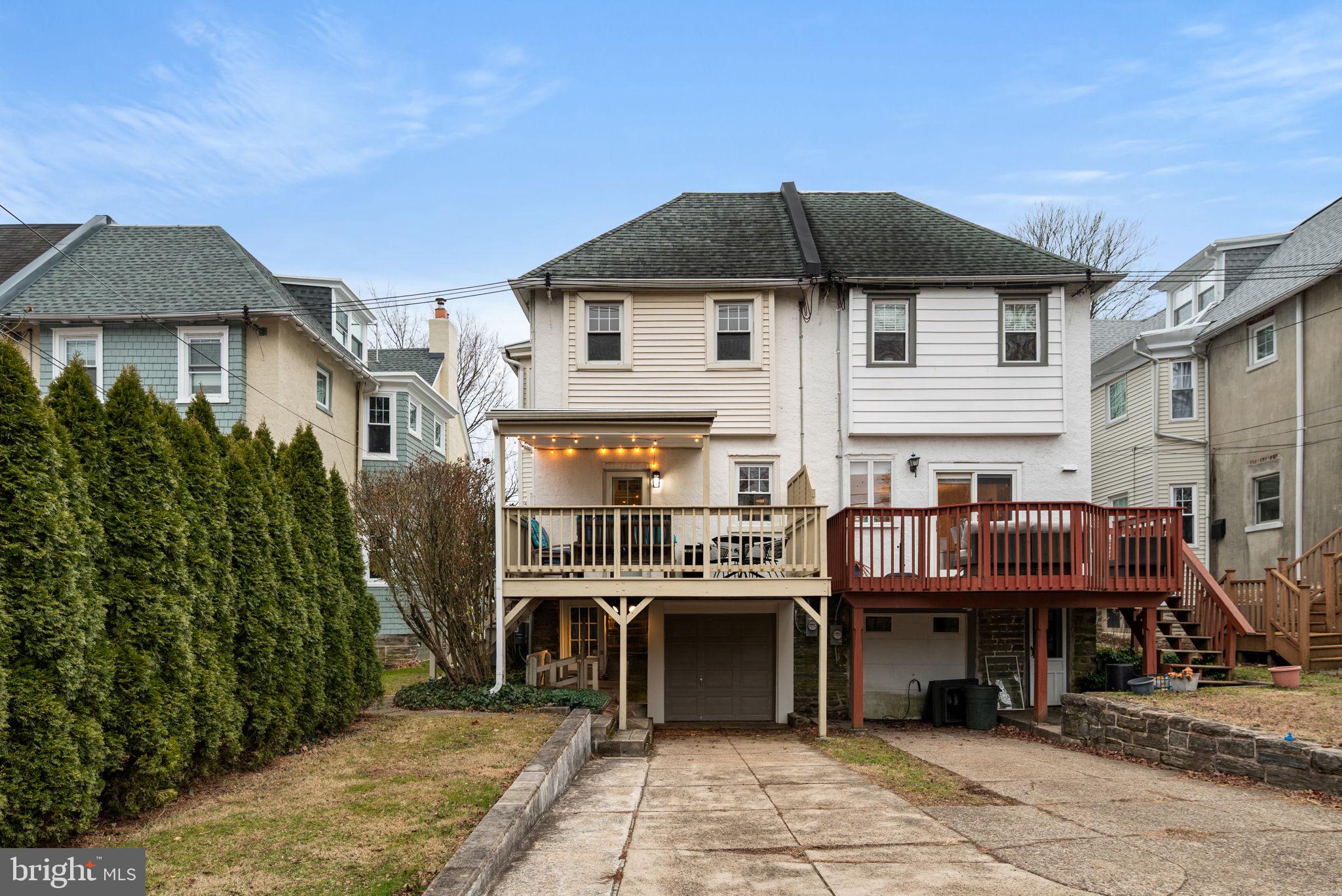 CHESTNUT HILL - Residential