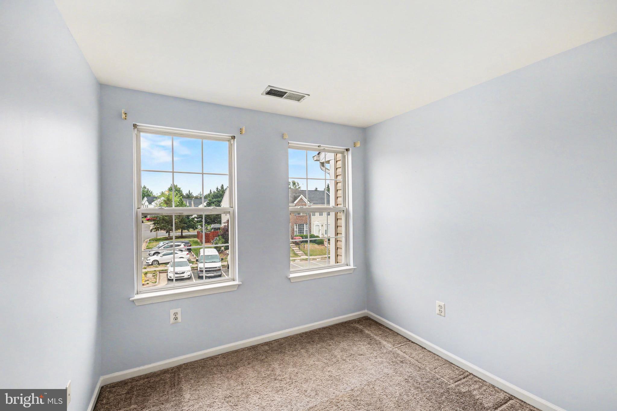 PRINCETON WOODS - Residential