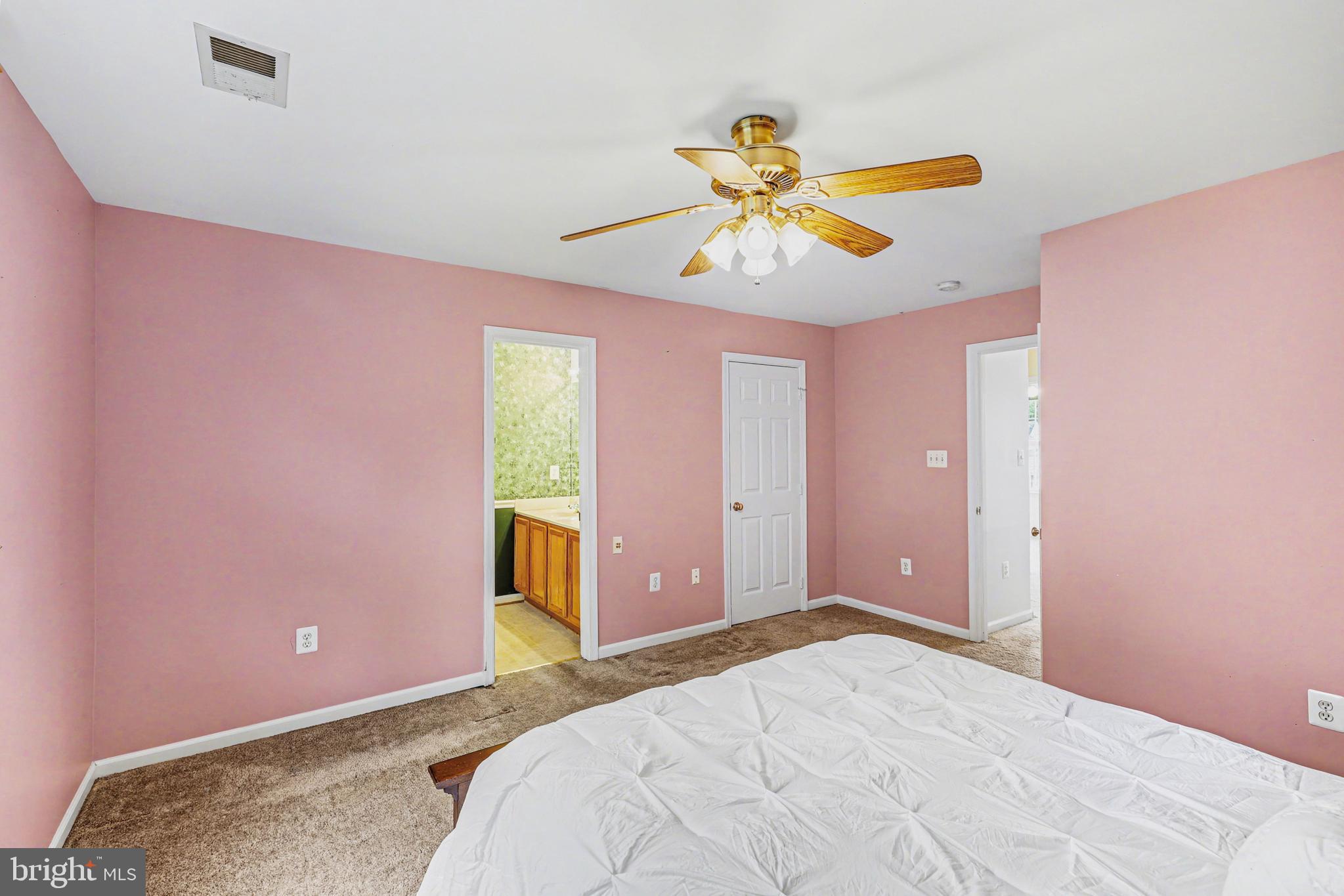 PRINCETON WOODS - Residential