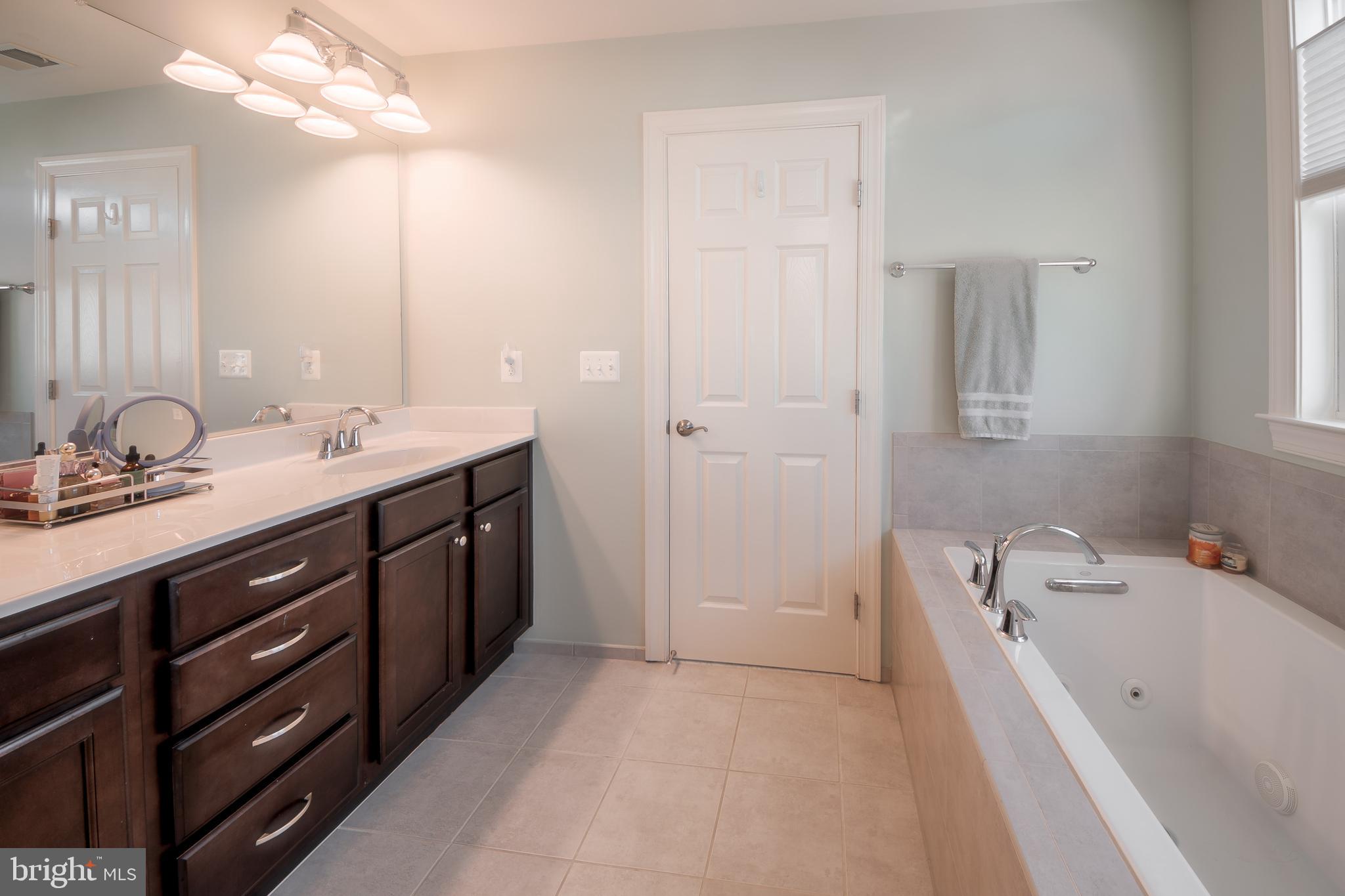 GIBSONS GRANT - Residential