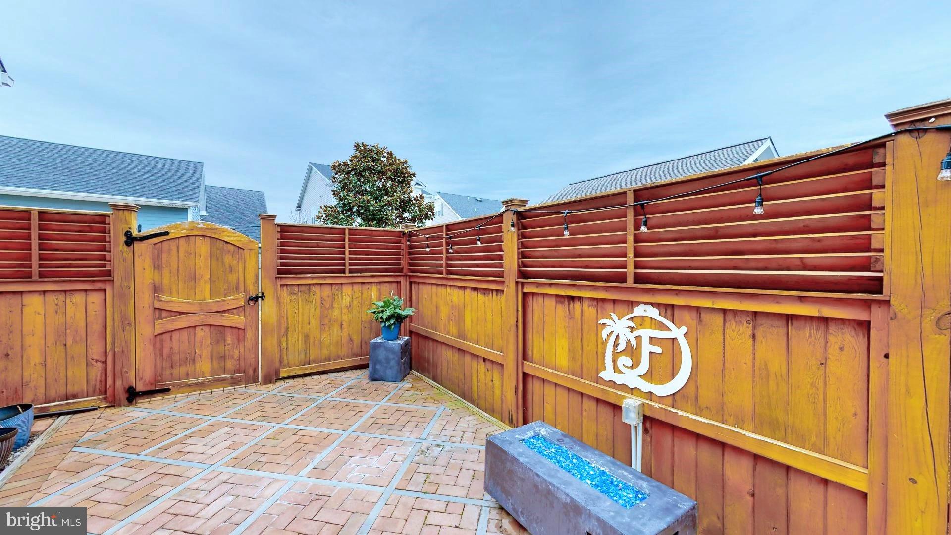 GIBSONS GRANT - Residential