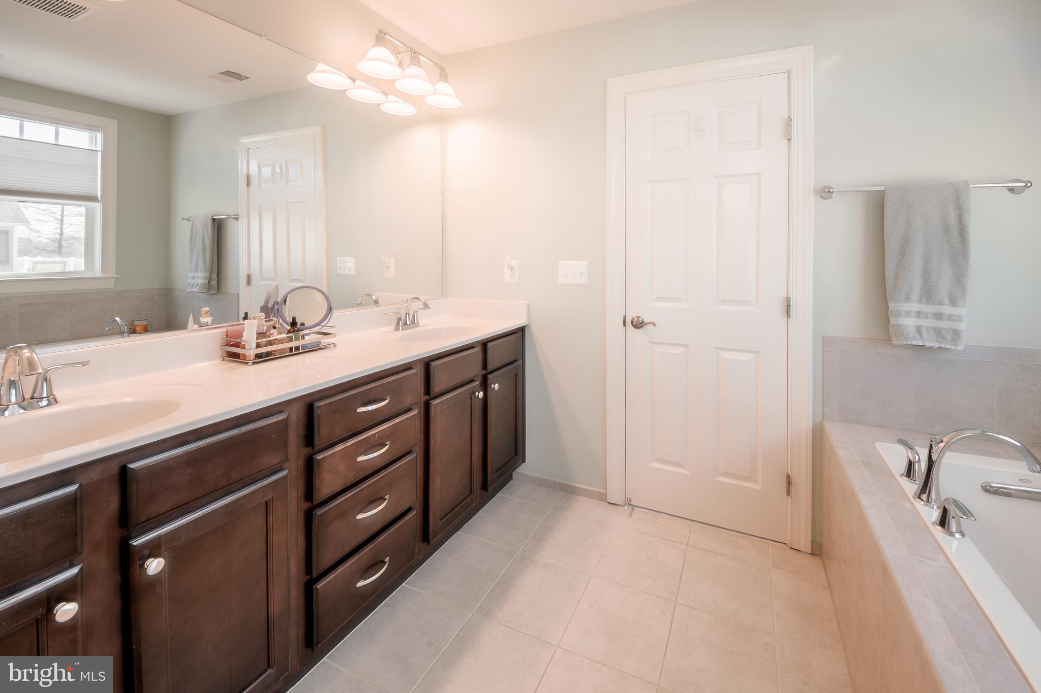 GIBSONS GRANT - Residential