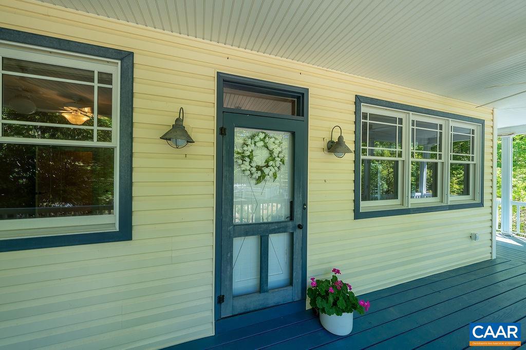 SEVEN OAKS - Residential