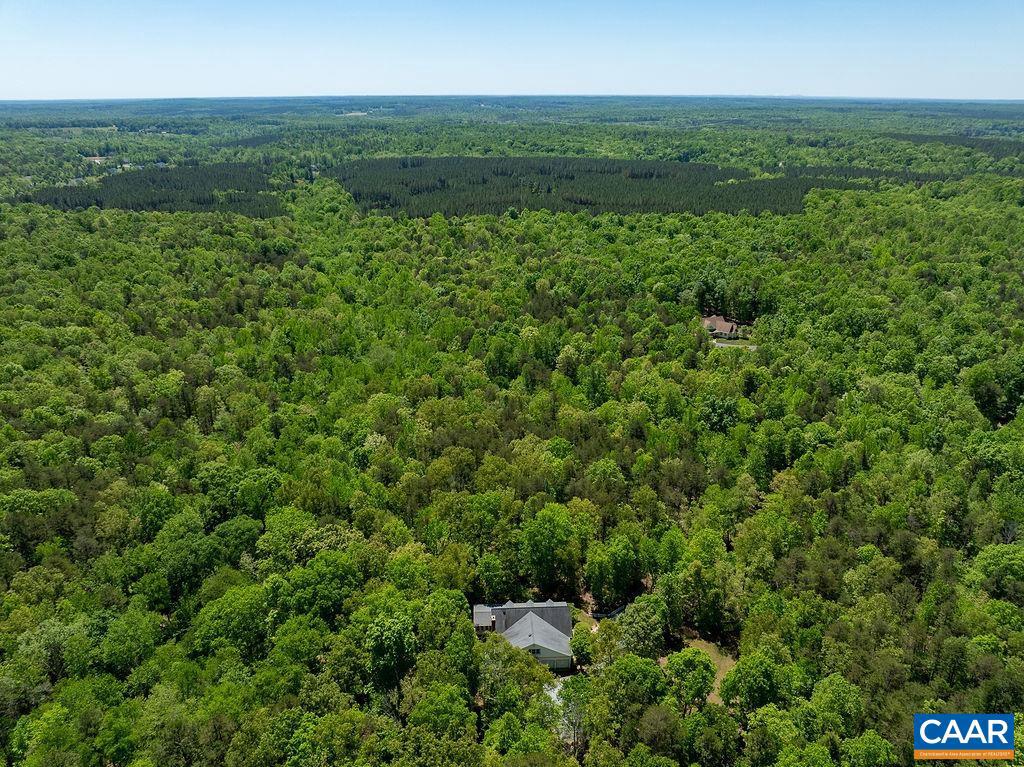 SEVEN OAKS - Residential