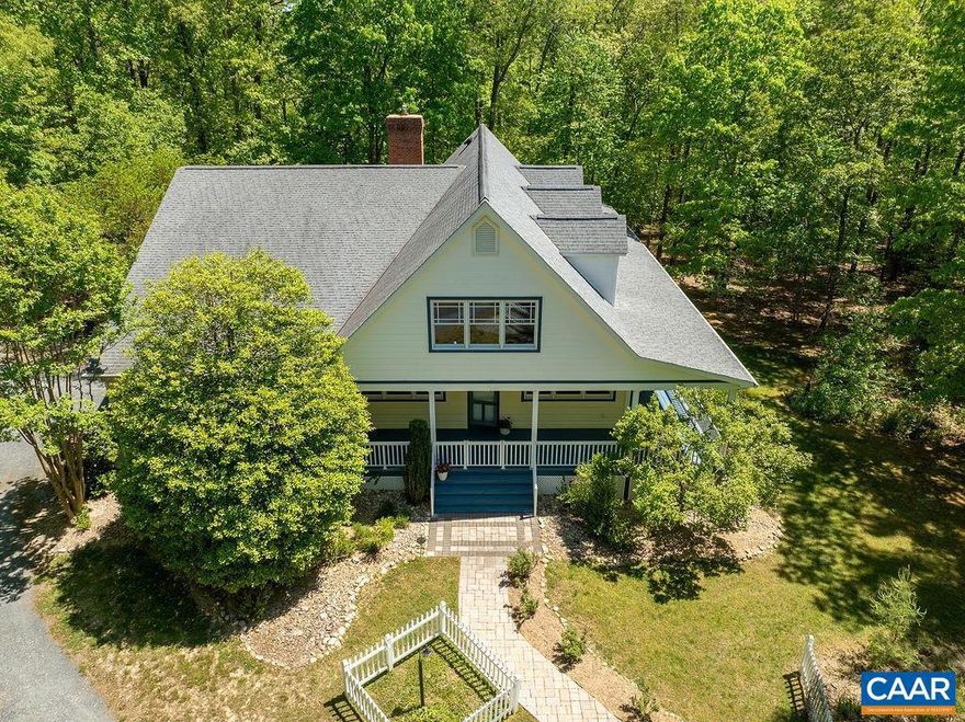 Welcome to Heather Glen, a timeless English country residence nestled in the Seven Oaks subdivision at 939 Creek Way. This exquisite property, set on a serene 10-acre woodland retreat, combines classic charm with modern amenities to create a luxurious and inviting home.The first-floor master suite is designed for relaxation, with two walk-in closets, a private walkout to an evening porch, and a pet door. Its accompanying spa-like master bath includes double Kohler porcelain sinks, a large shower, and luxurious fixtures like a heat/vent/night light system and speakers. A rustic clawfoot soaking tub with a "telephone" copper faucet adds a touch of nostalgia. Heather Glen is not just a residence; it?s a sanctuary where every detail has been carefully curated to offer unparalleled living in a private, picturesque setting.,Glass Front Cabinets,Granite Counter,Wood Cabinets,Fireplace in Great Room