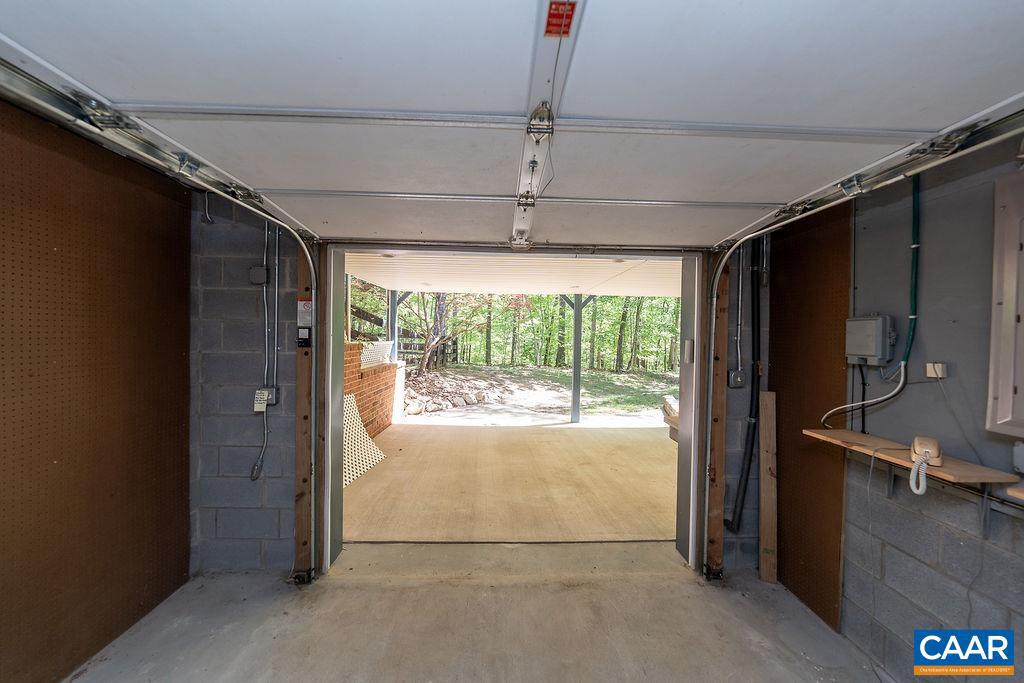 SEVEN OAKS - Residential