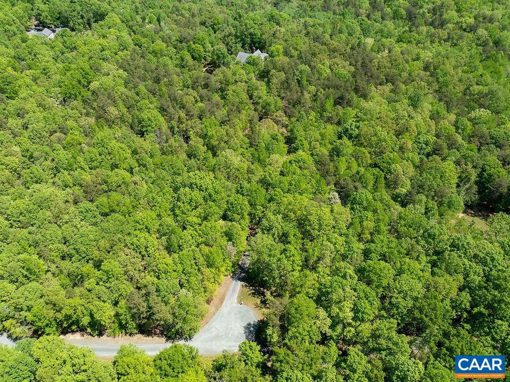 SEVEN OAKS - Residential