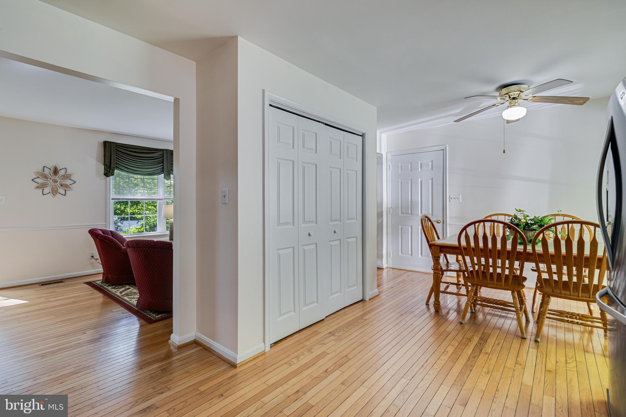 SUMMITT HILL - Residential