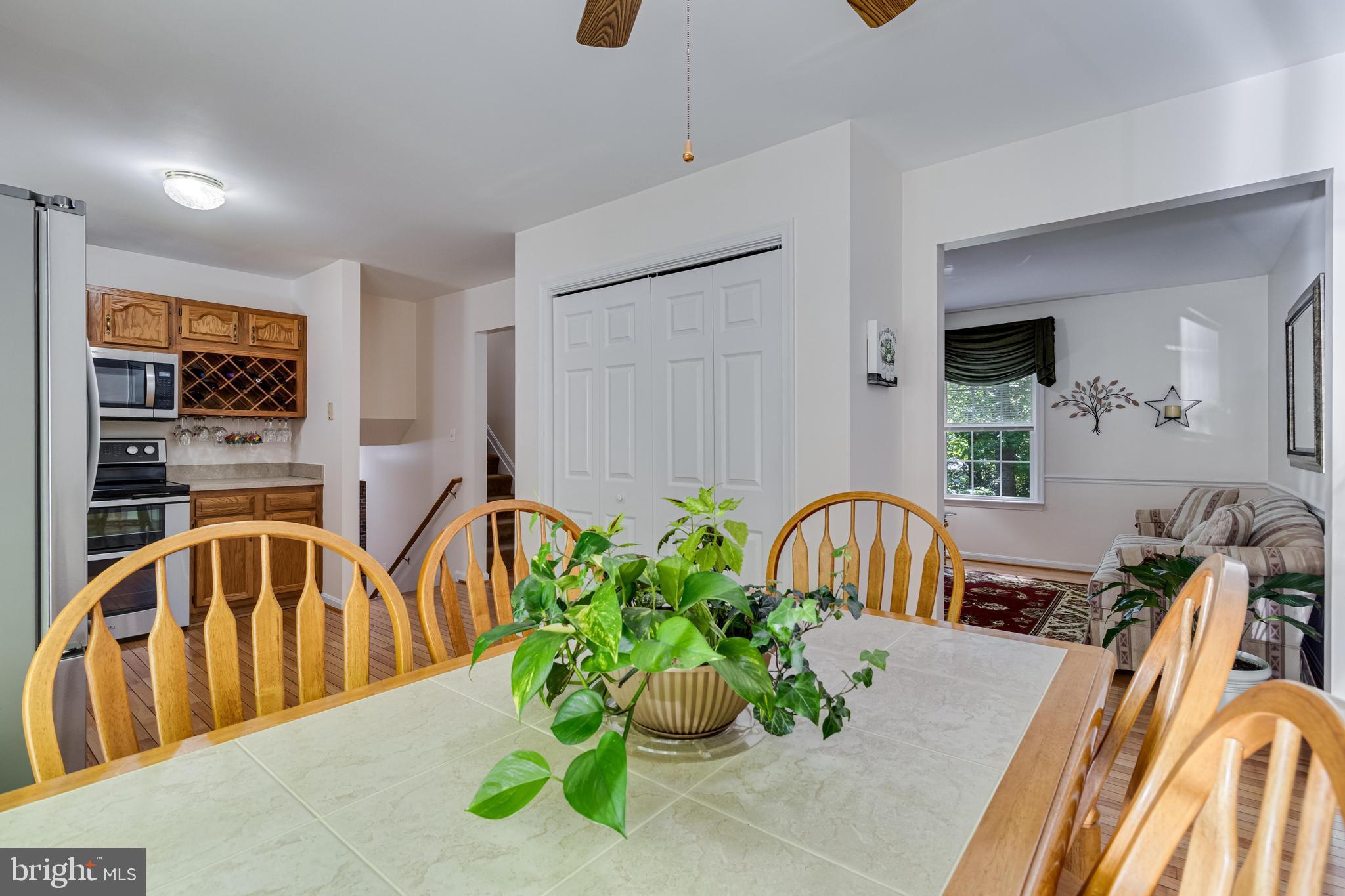 SUMMITT HILL - Residential