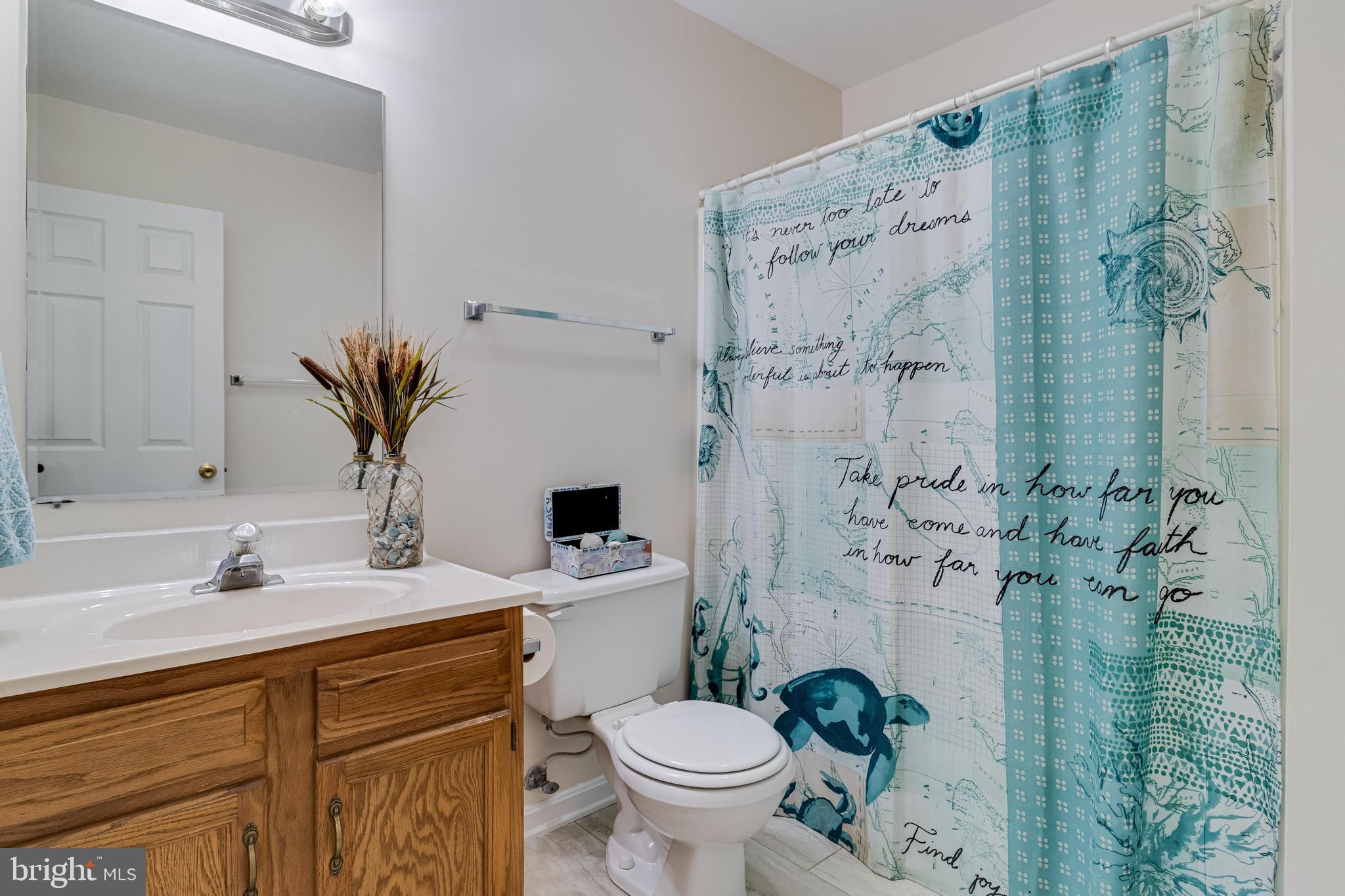 SUMMITT HILL - Residential