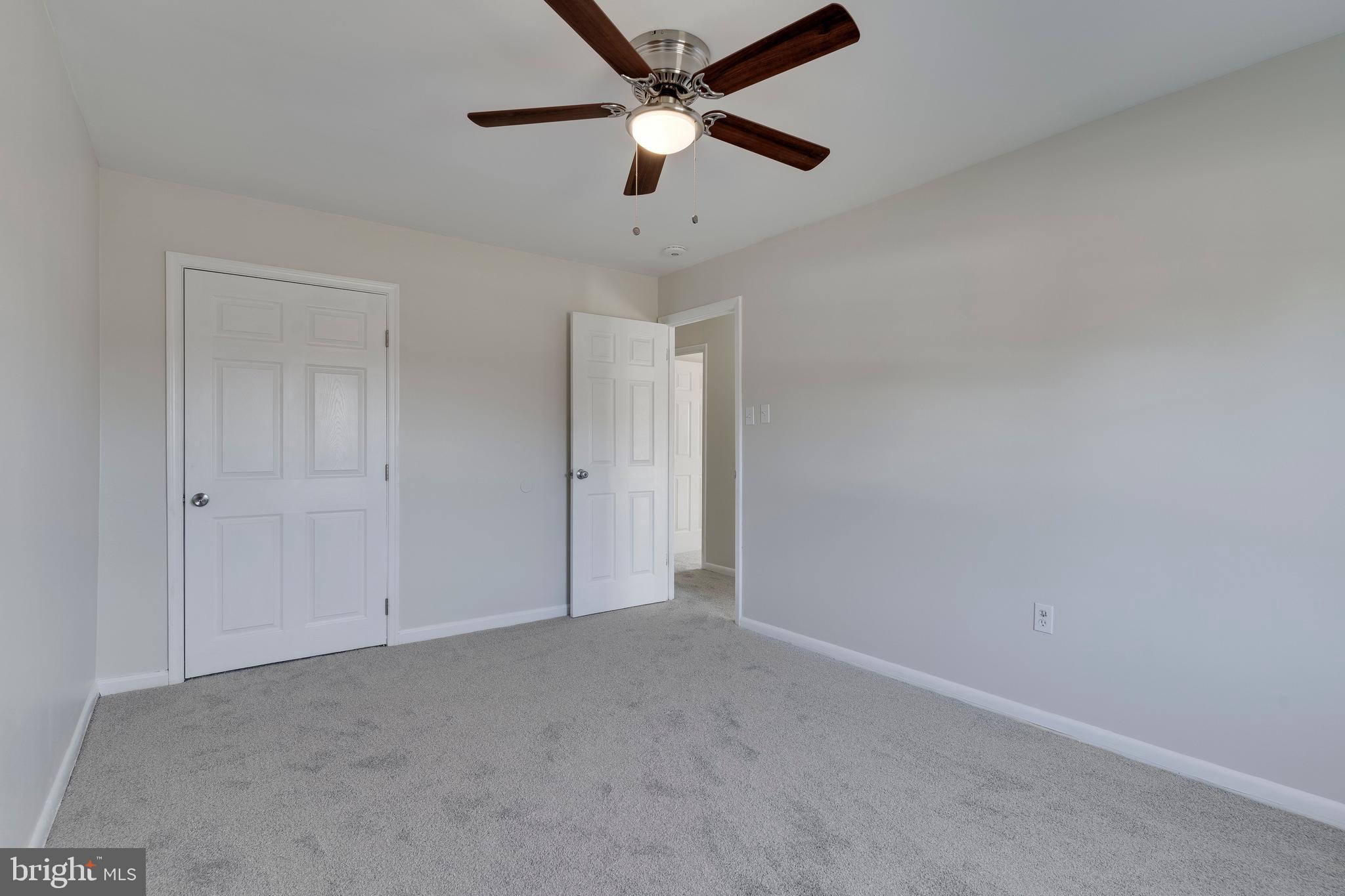 WHISKEY BOTTOM - Residential