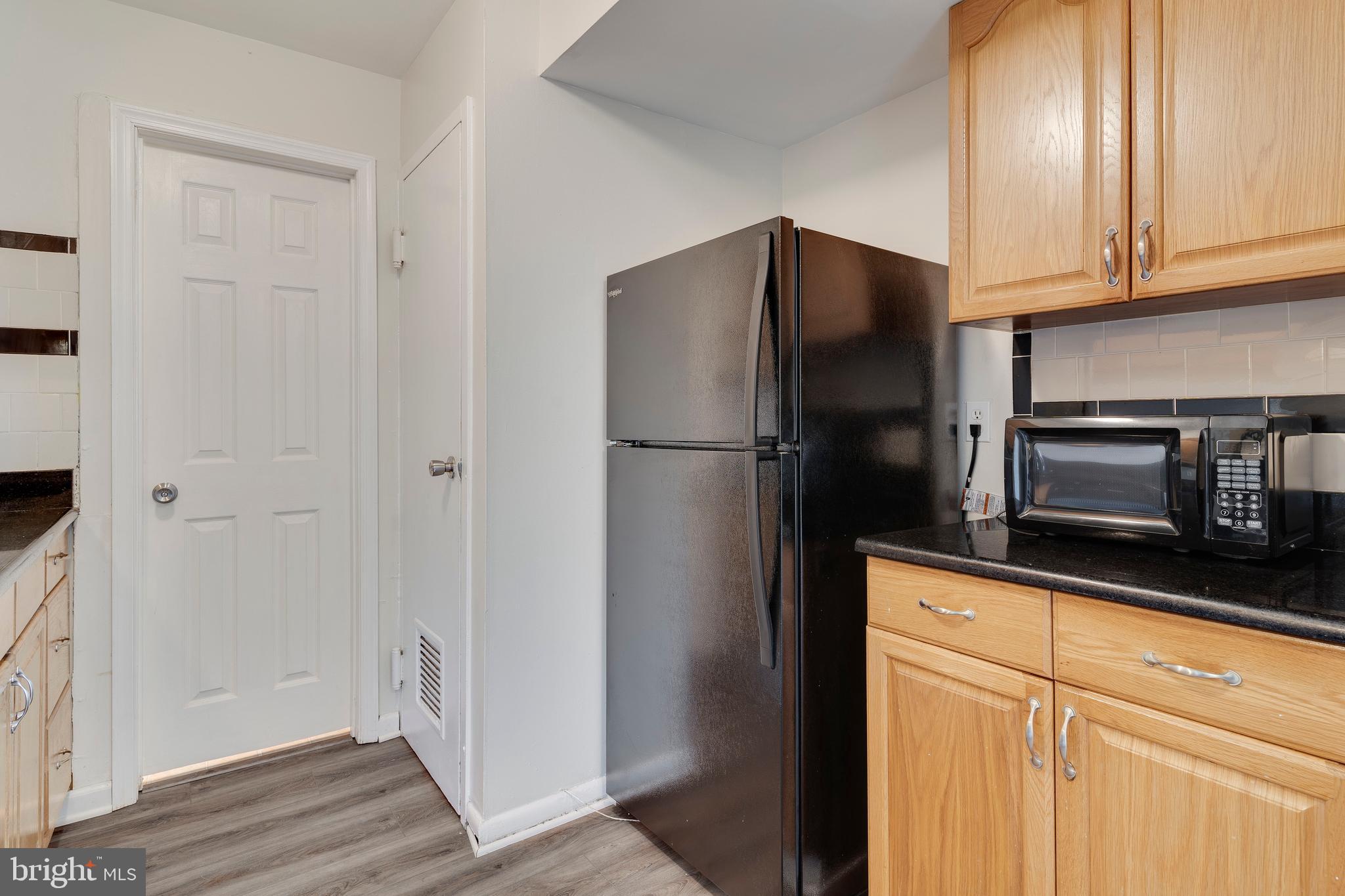 WHISKEY BOTTOM - Residential