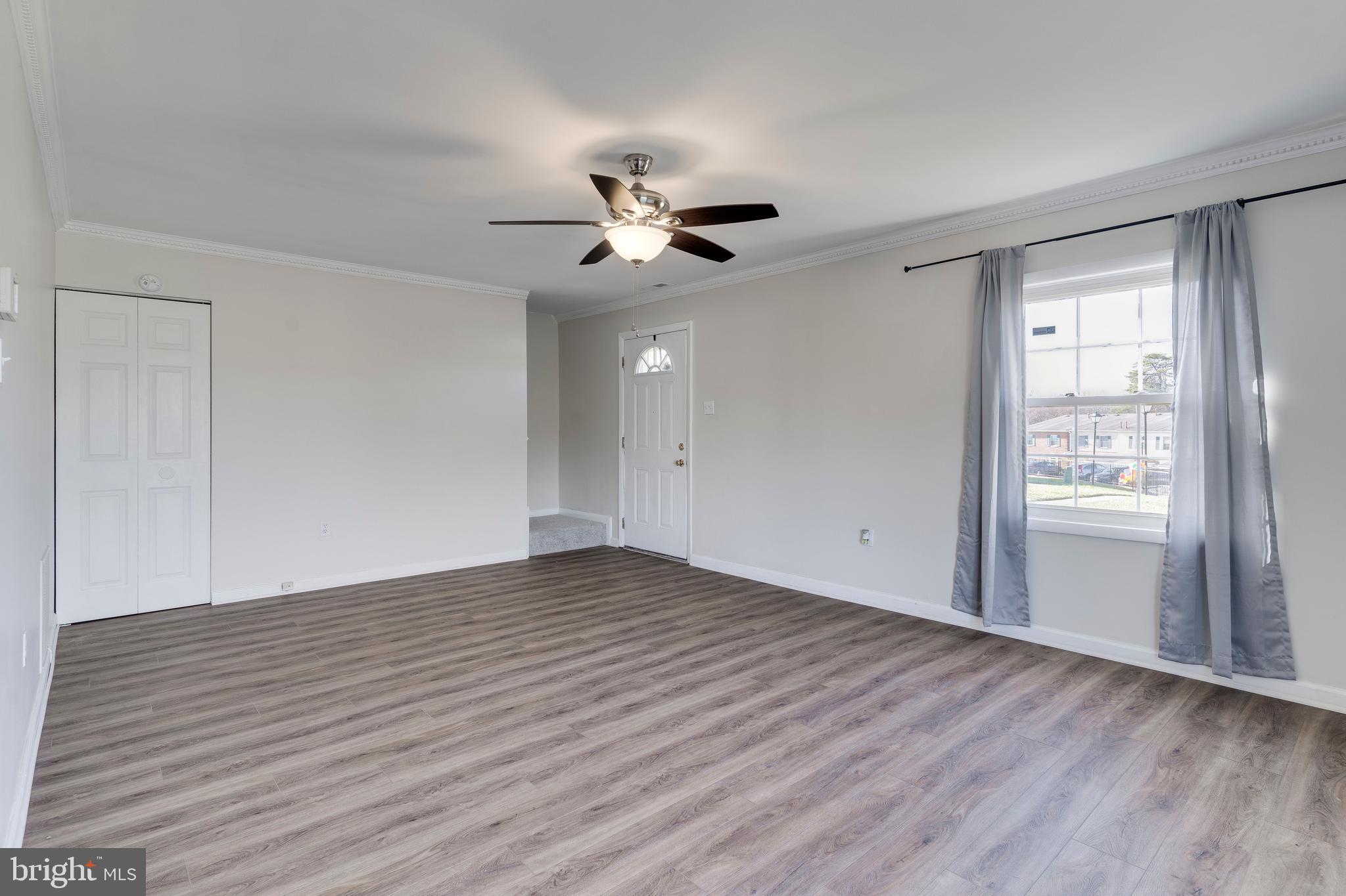 WHISKEY BOTTOM - Residential