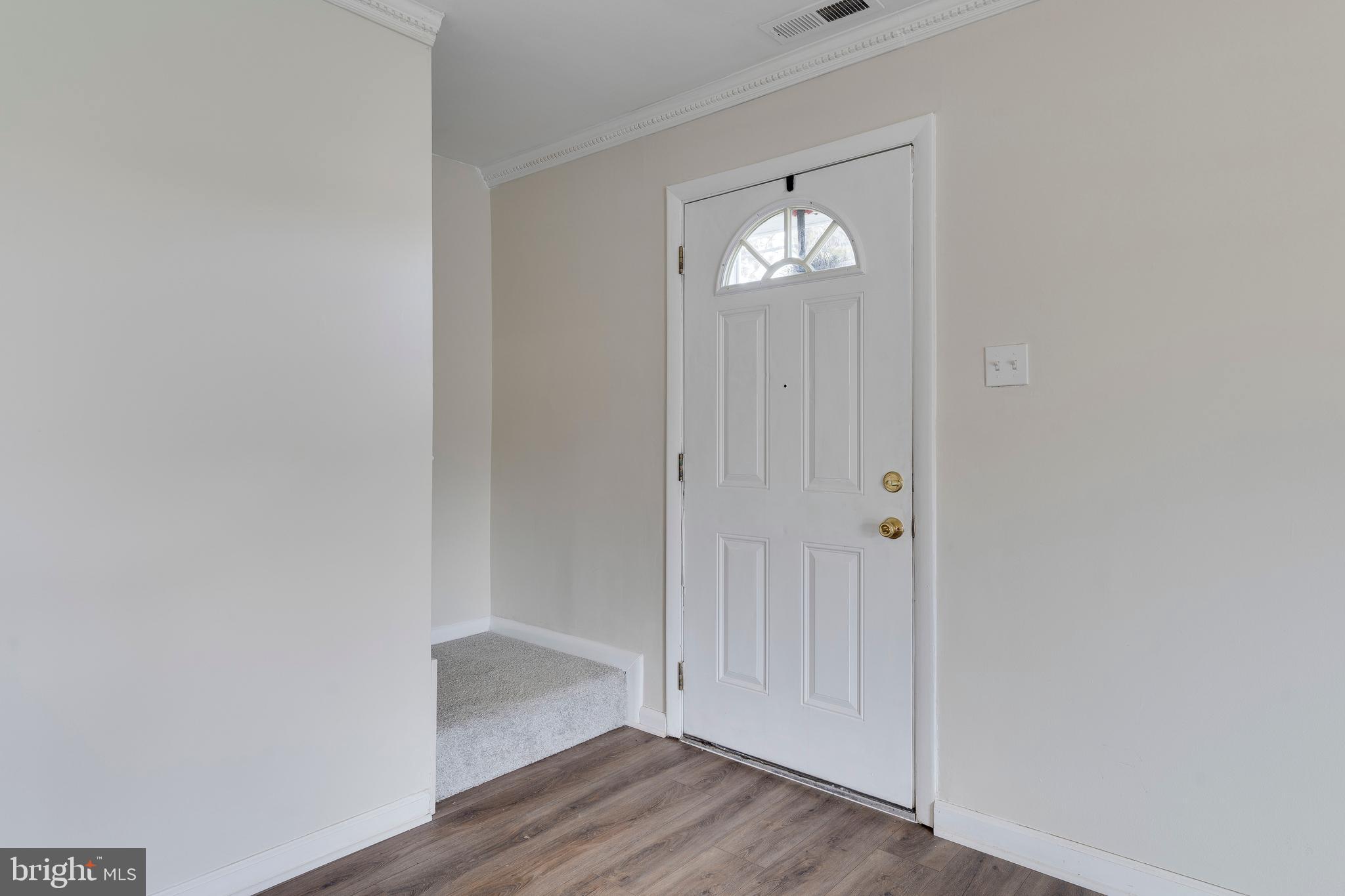 WHISKEY BOTTOM - Residential