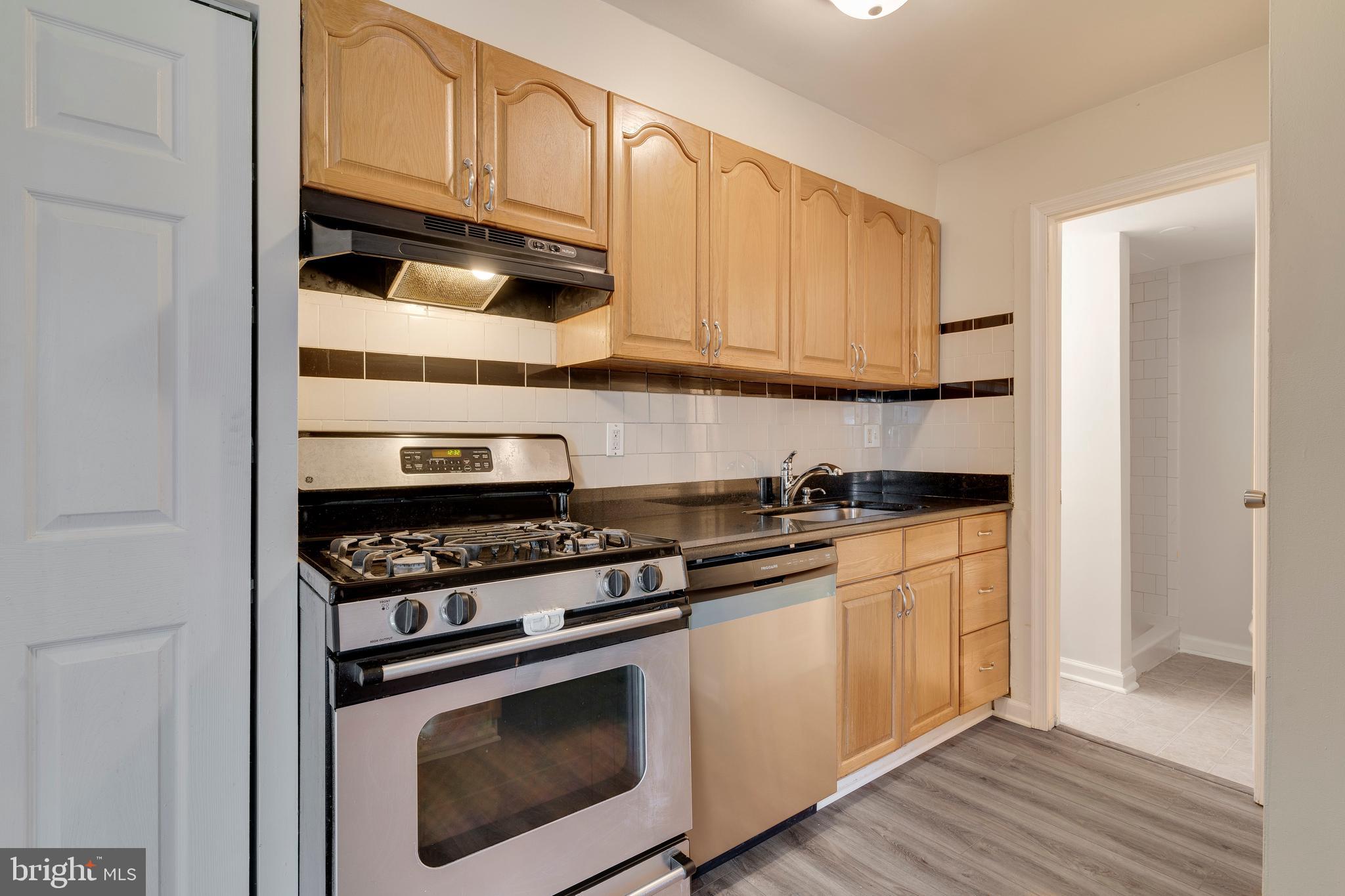 WHISKEY BOTTOM - Residential