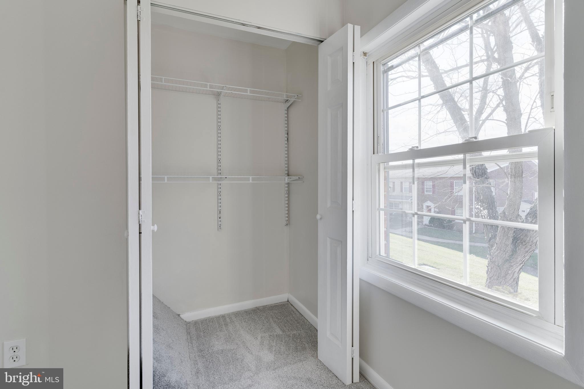 WHISKEY BOTTOM - Residential