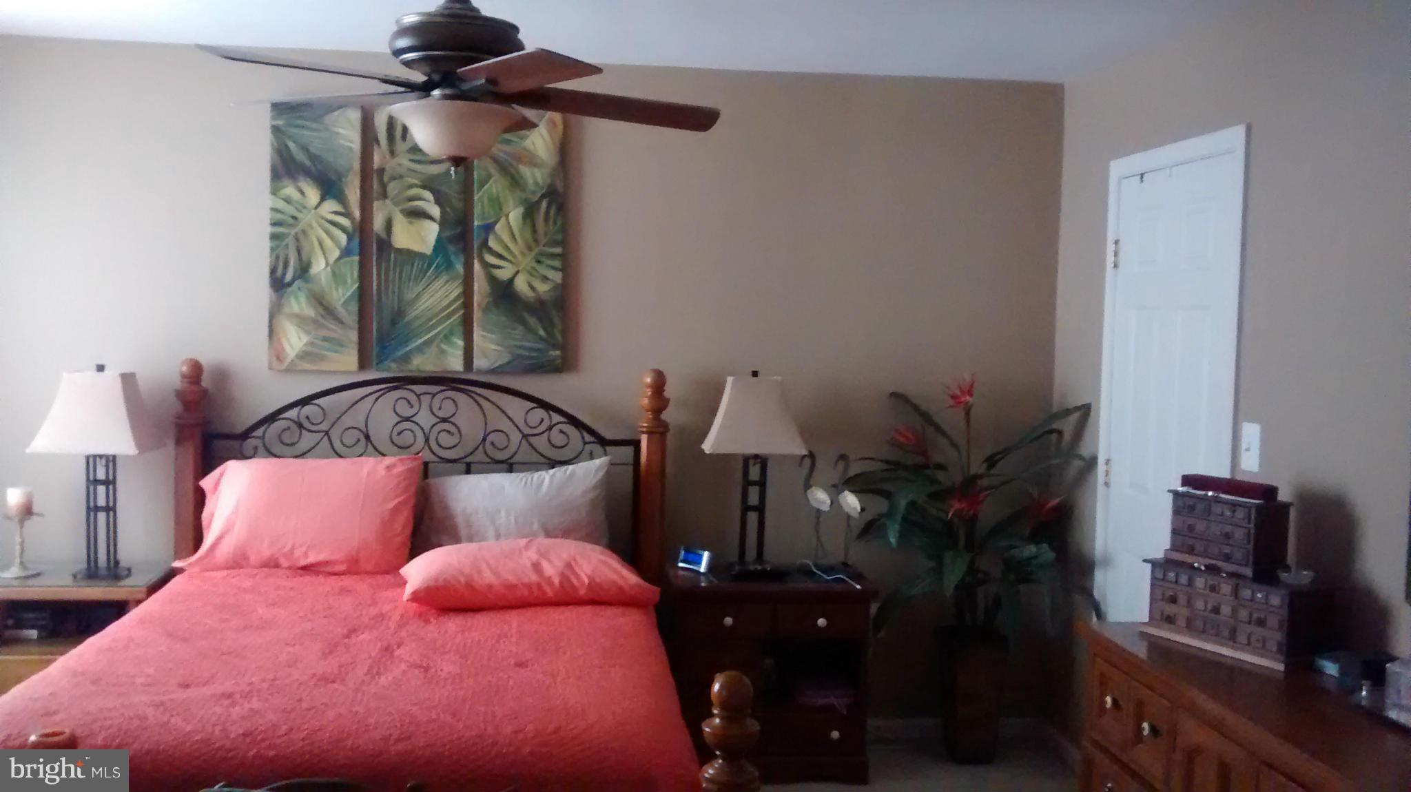 SHEFFIELD MANOR - Residential Lease