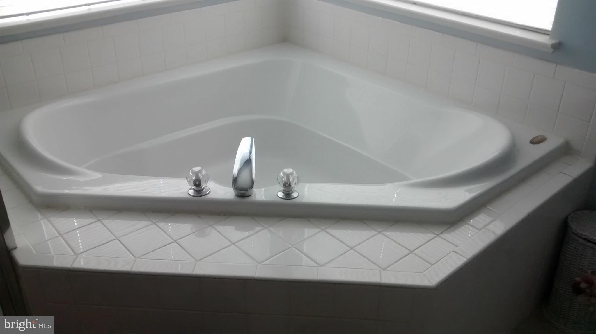 SHEFFIELD MANOR - Residential Lease