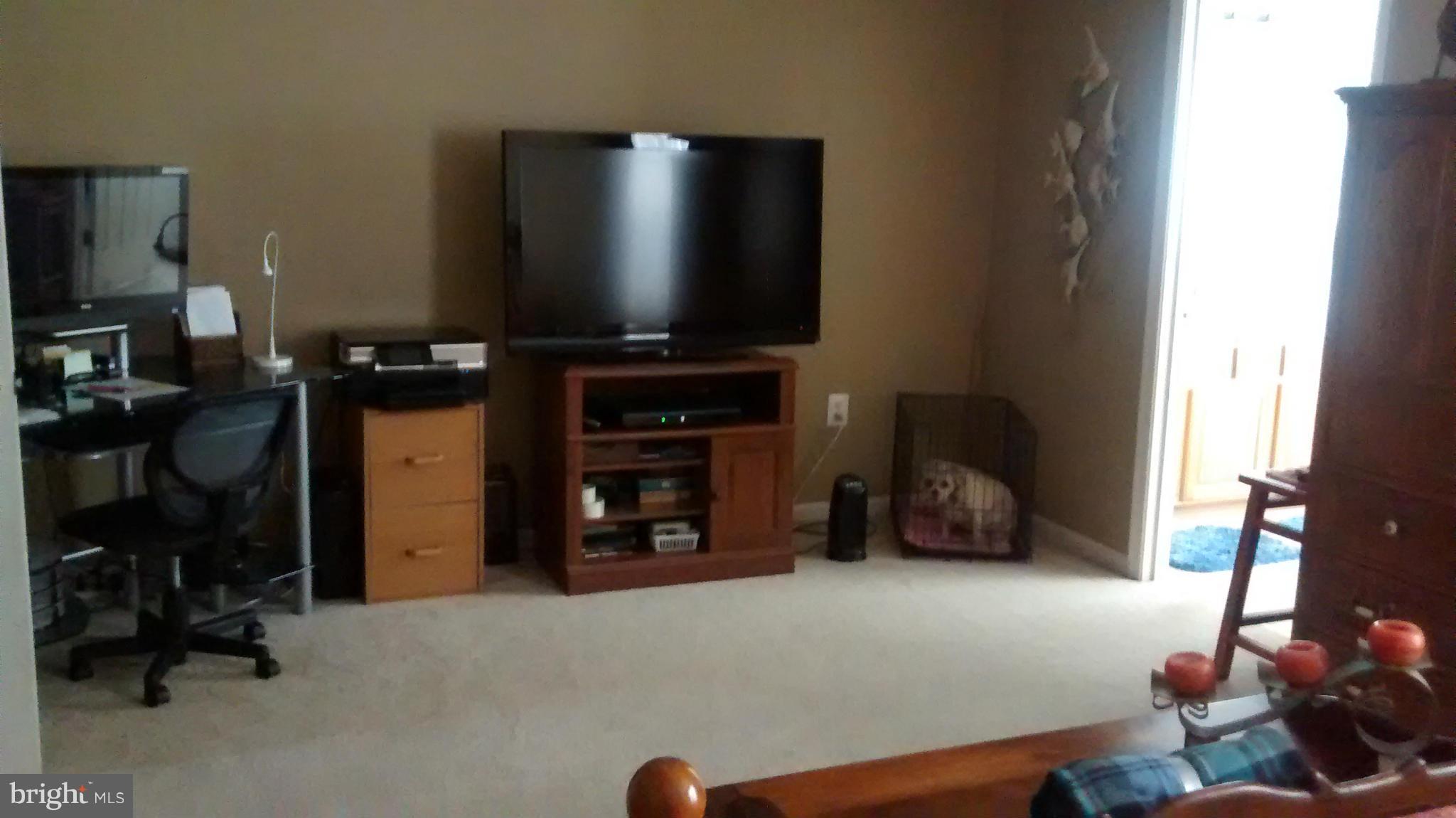 SHEFFIELD MANOR - Residential Lease