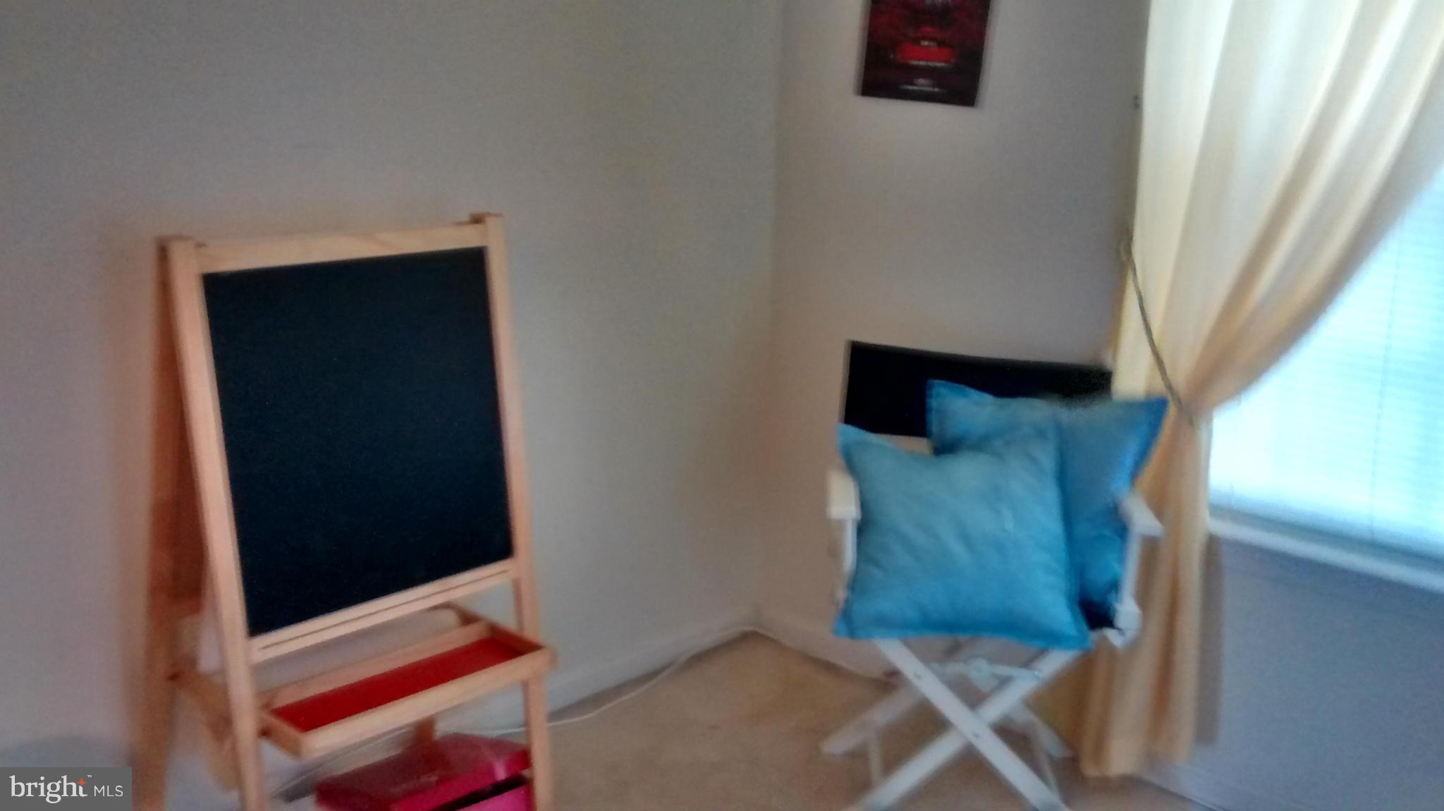 SHEFFIELD MANOR - Residential Lease