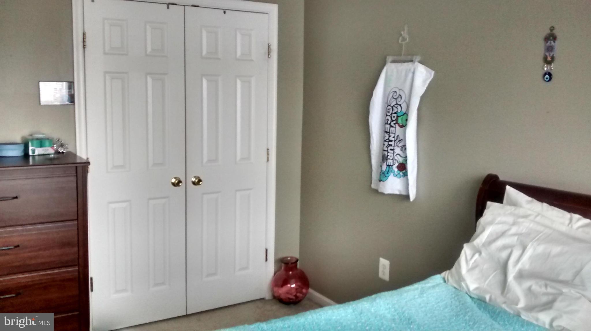 SHEFFIELD MANOR - Residential Lease