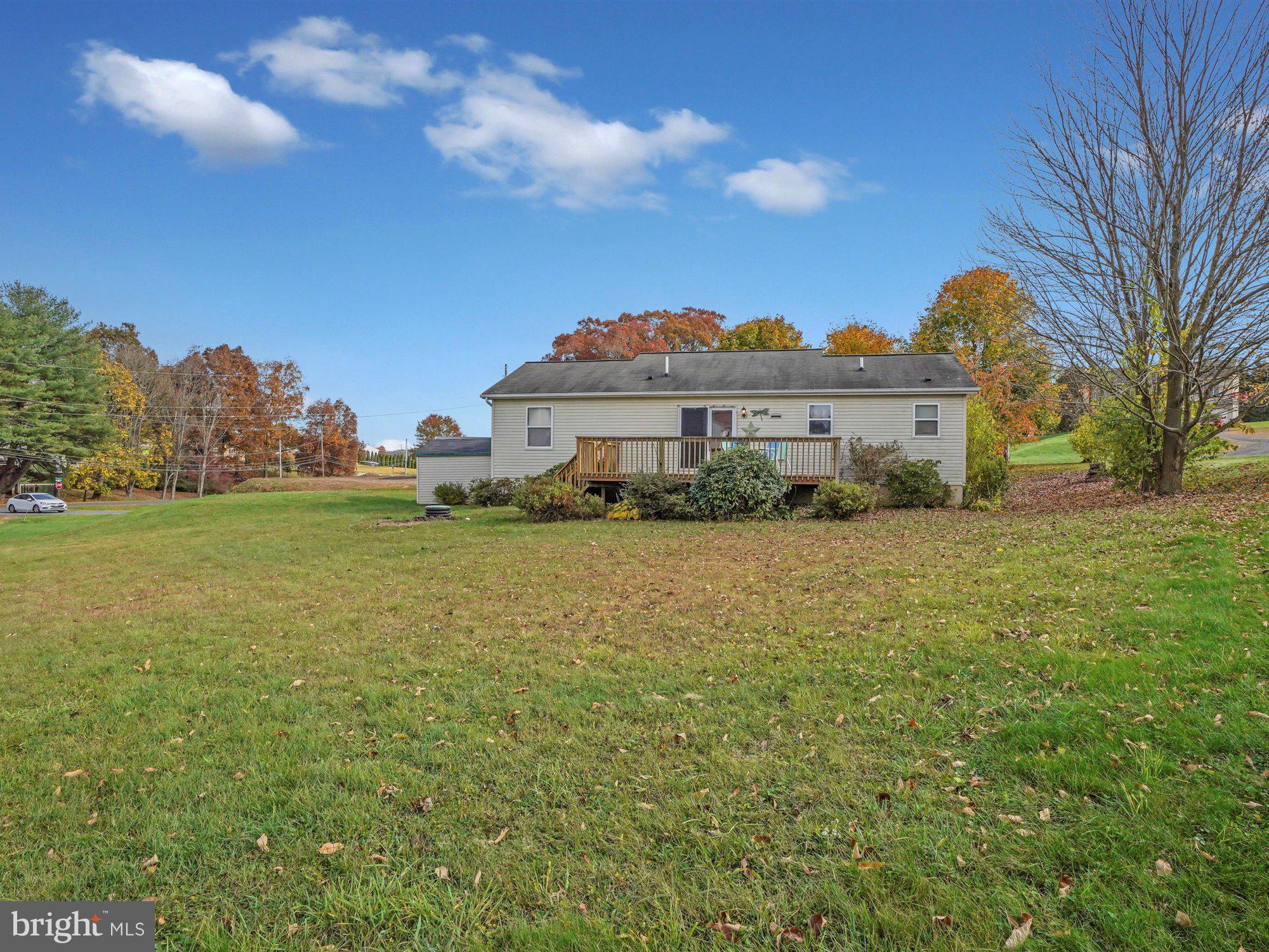 LAKE WYNONAH - Residential