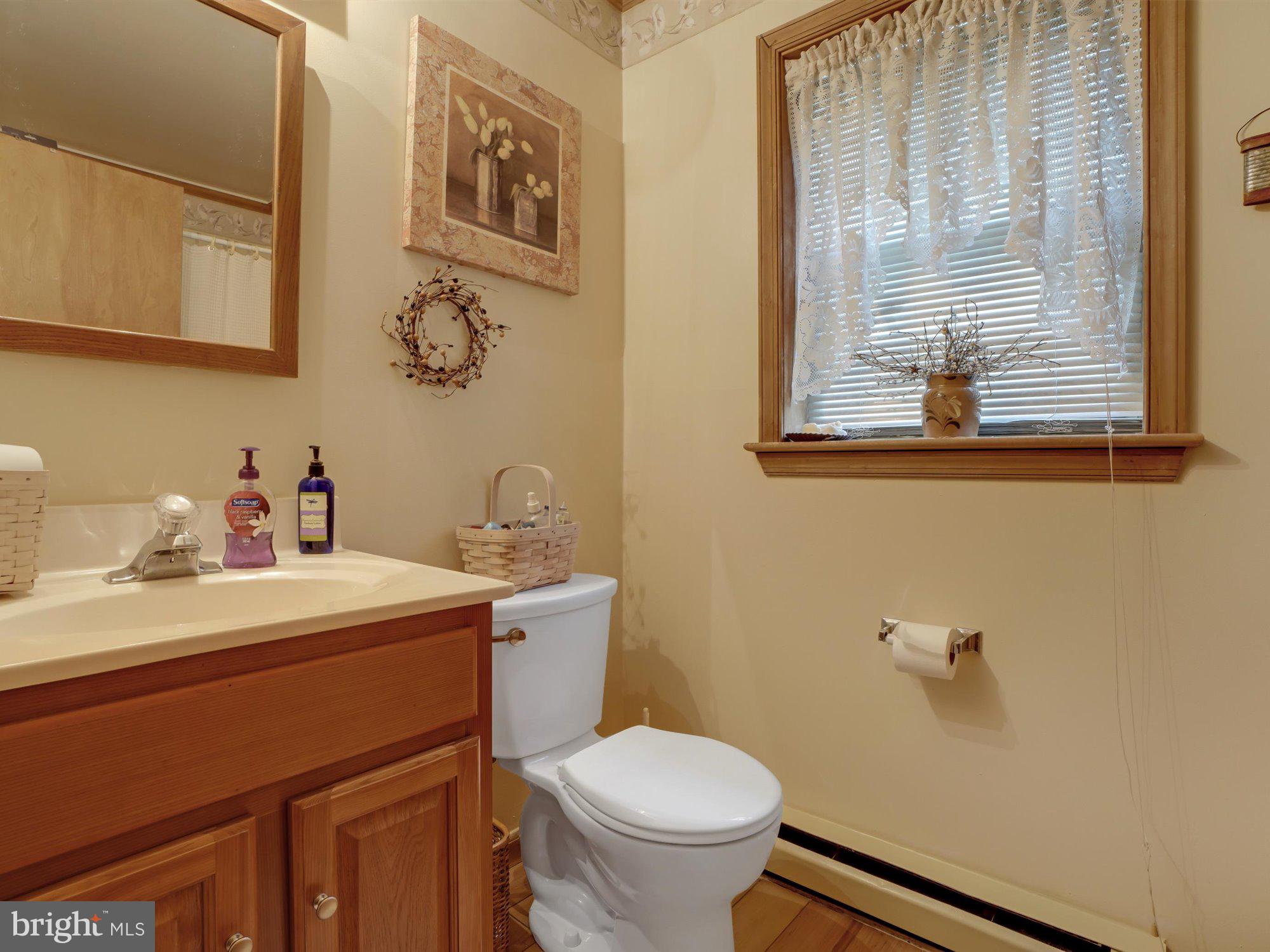 LAKE WYNONAH - Residential