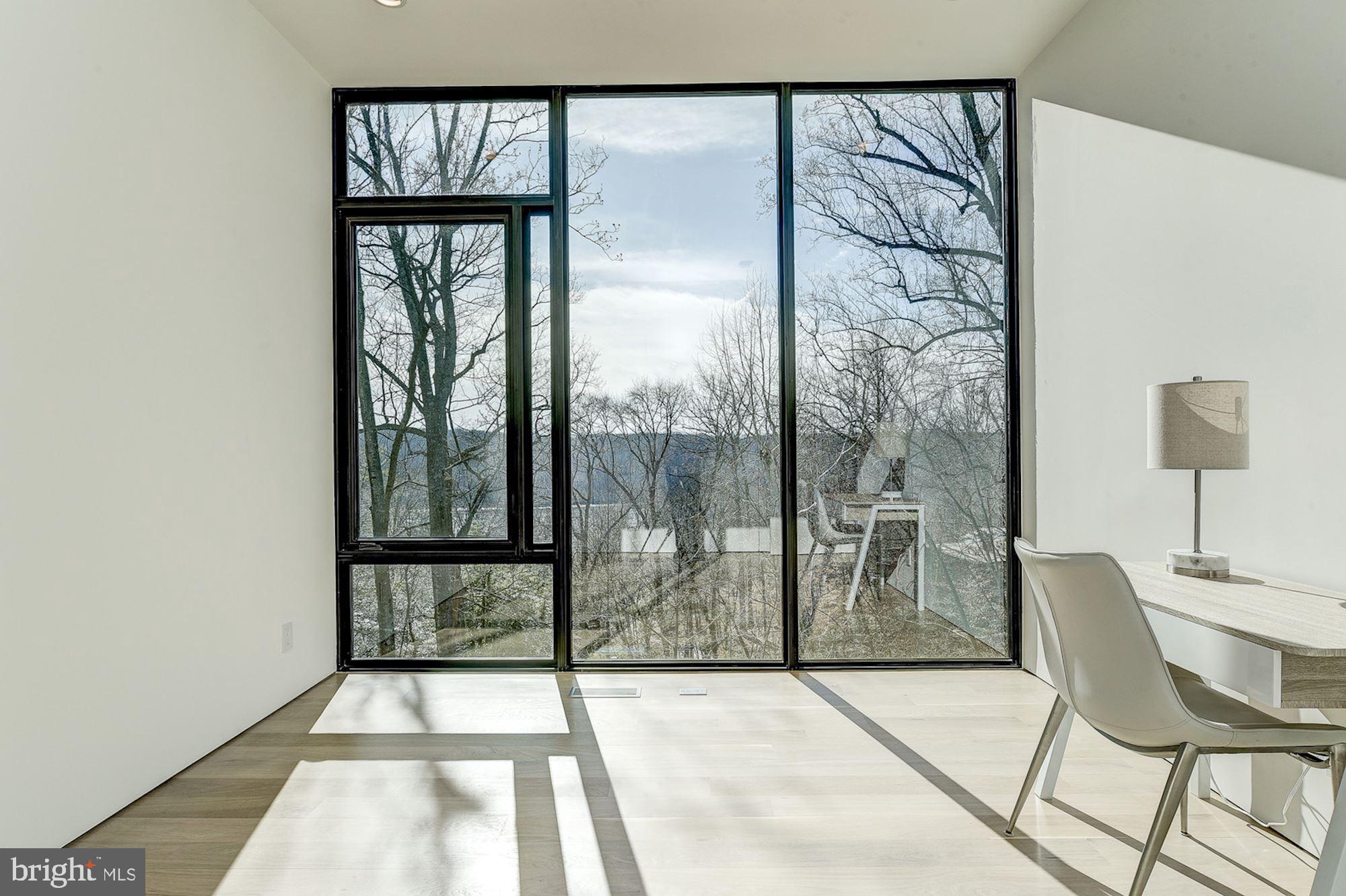 GLEN ECHO HEIGHTS - Residential