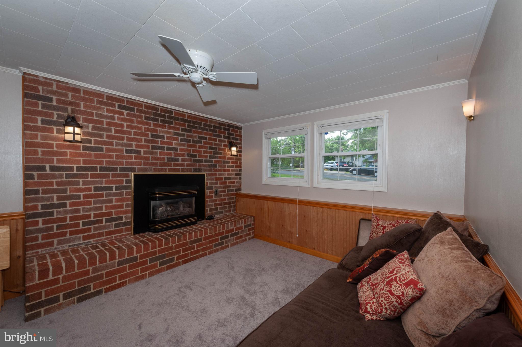 THE PROVINCES - Residential