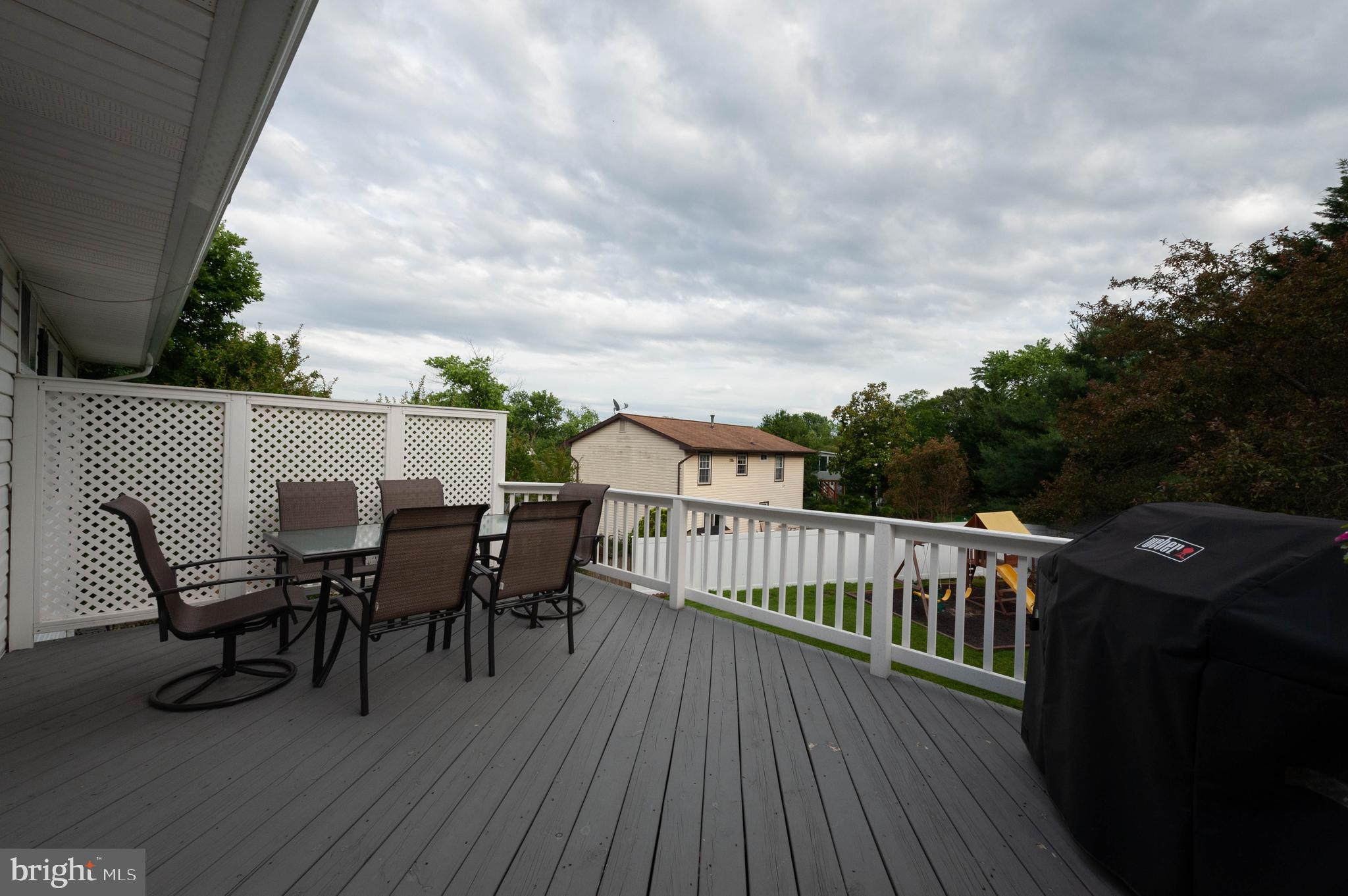 THE PROVINCES - Residential