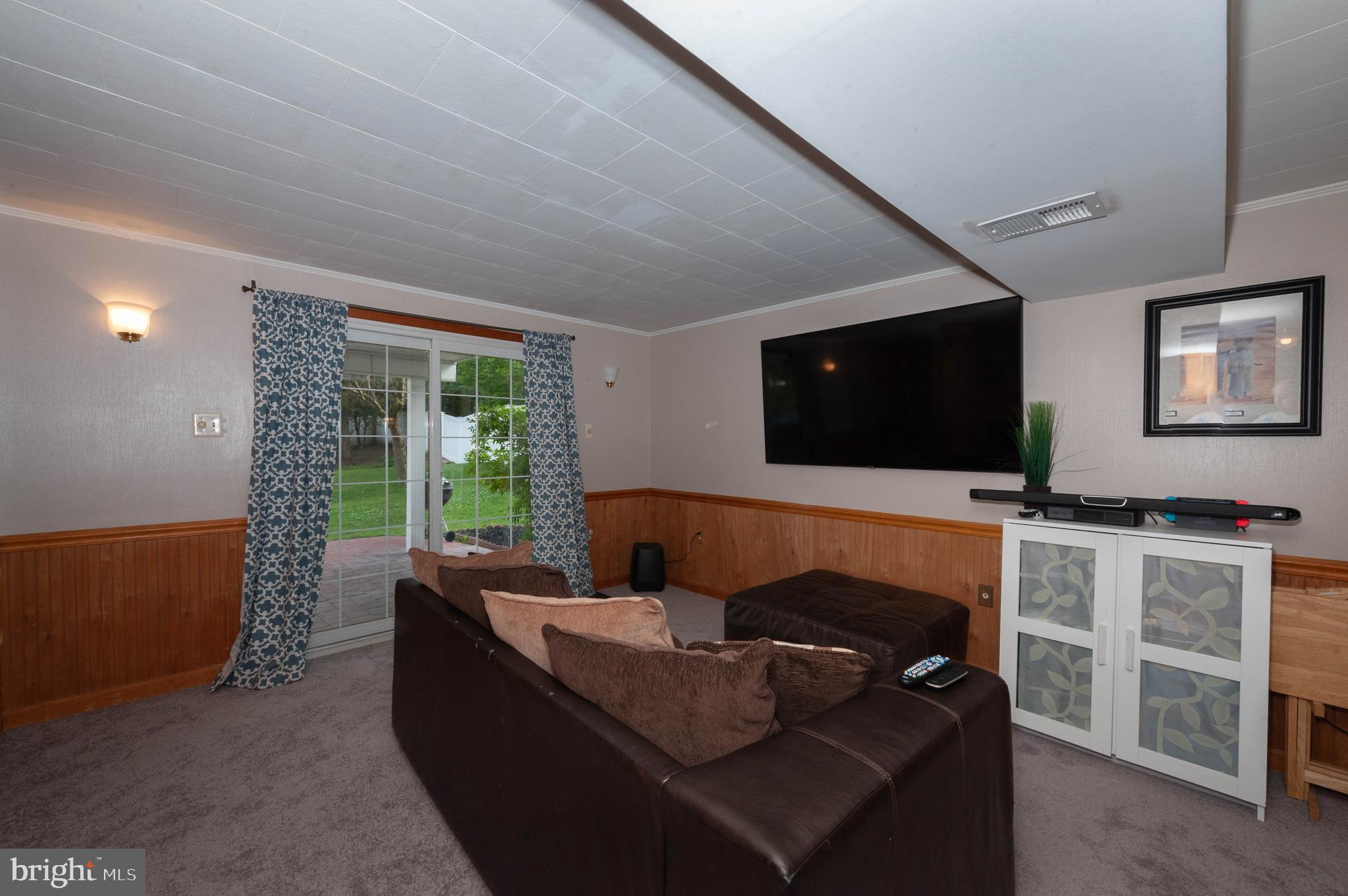 THE PROVINCES - Residential