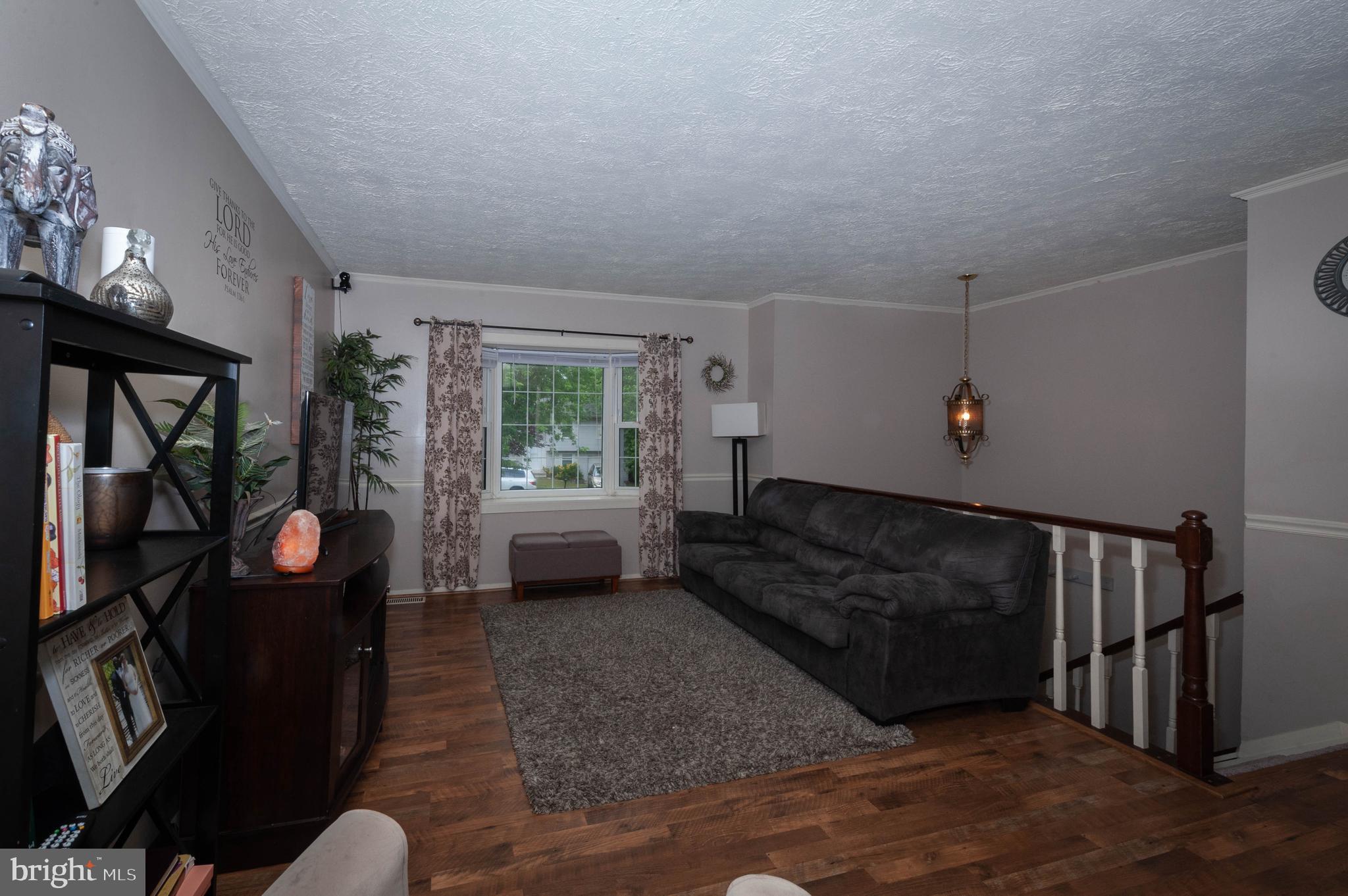 THE PROVINCES - Residential