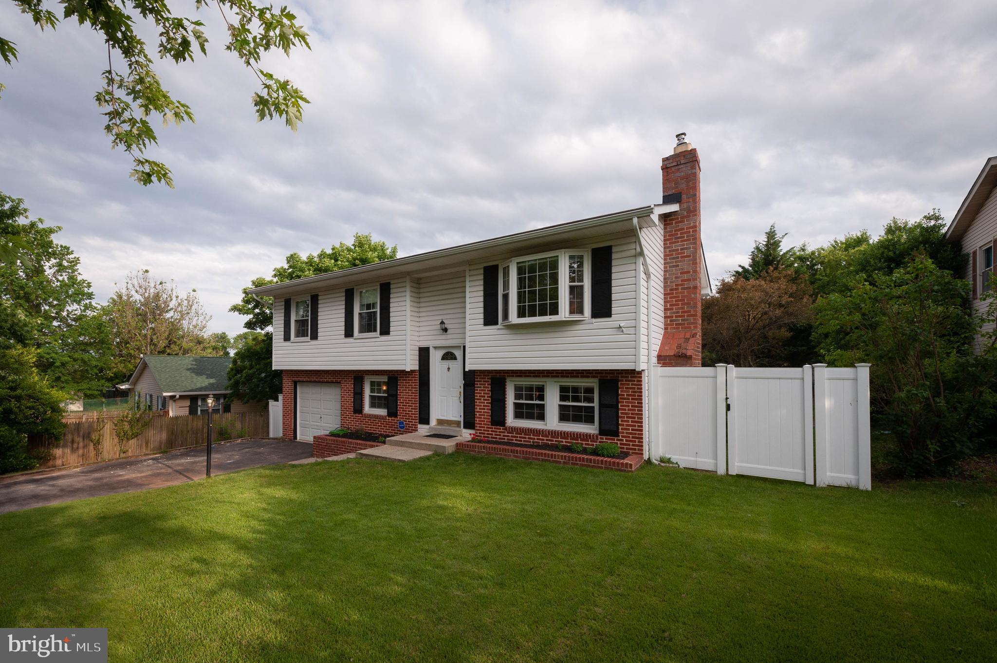 THE PROVINCES - Residential