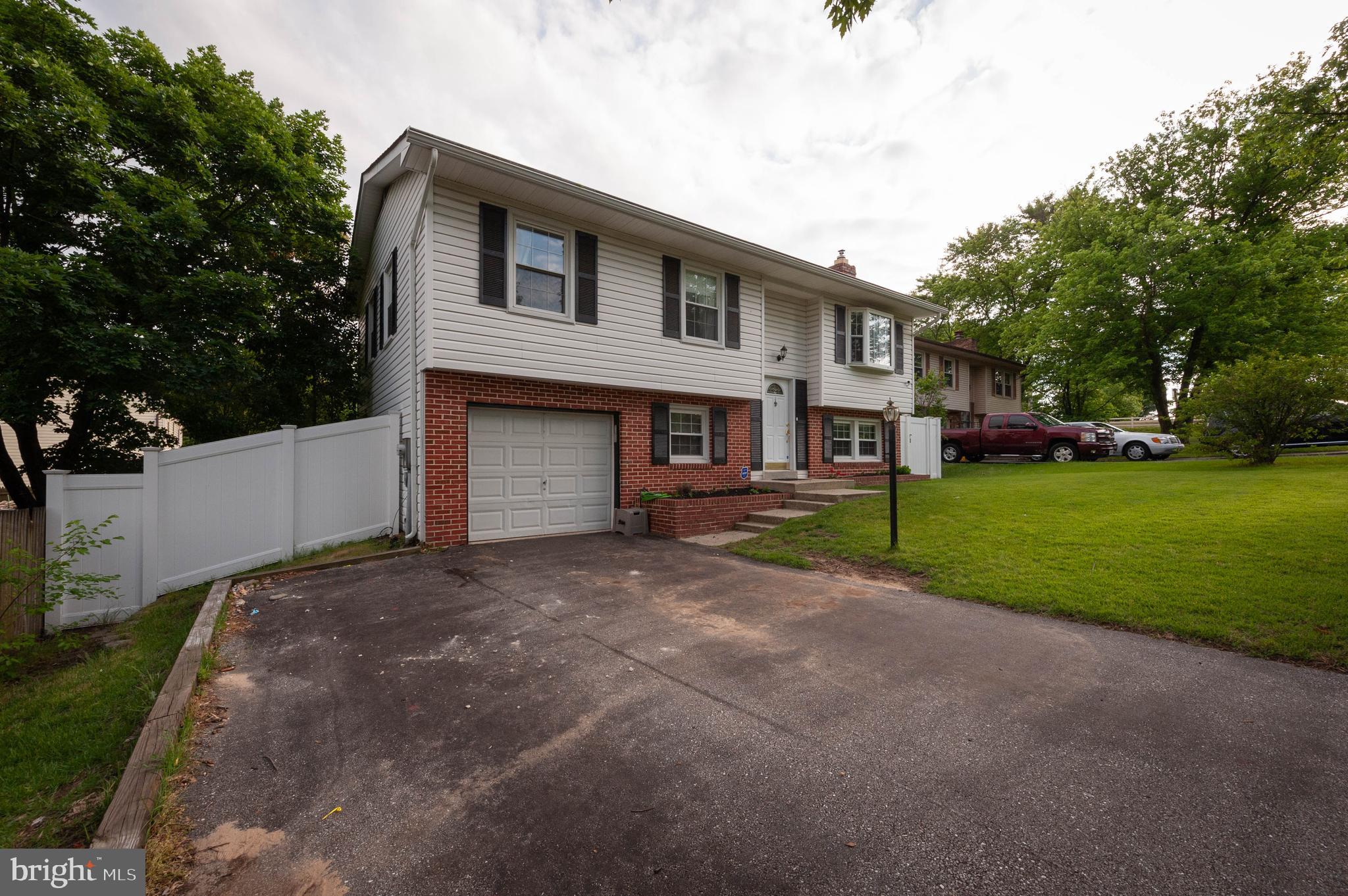 THE PROVINCES - Residential