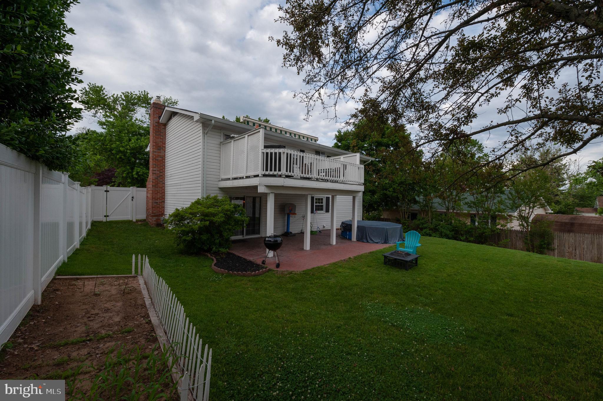 THE PROVINCES - Residential