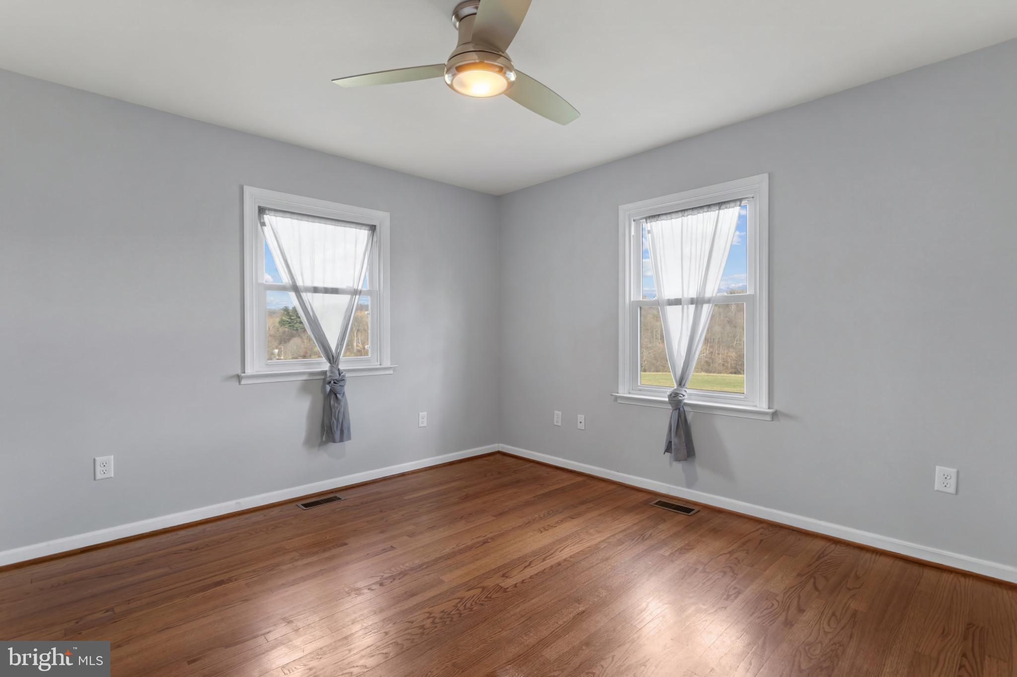 MYERSVILLE - Residential