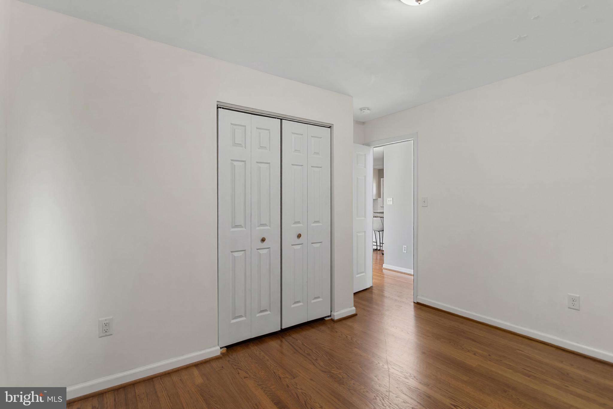 MYERSVILLE - Residential