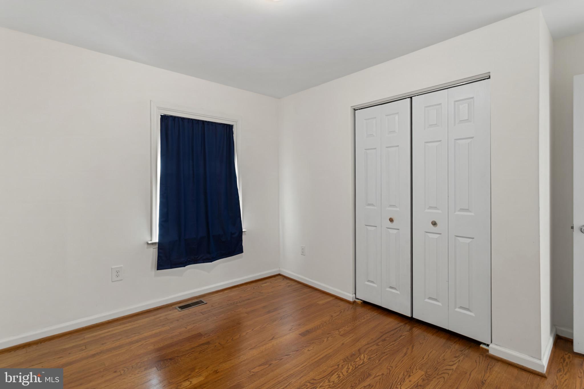 MYERSVILLE - Residential