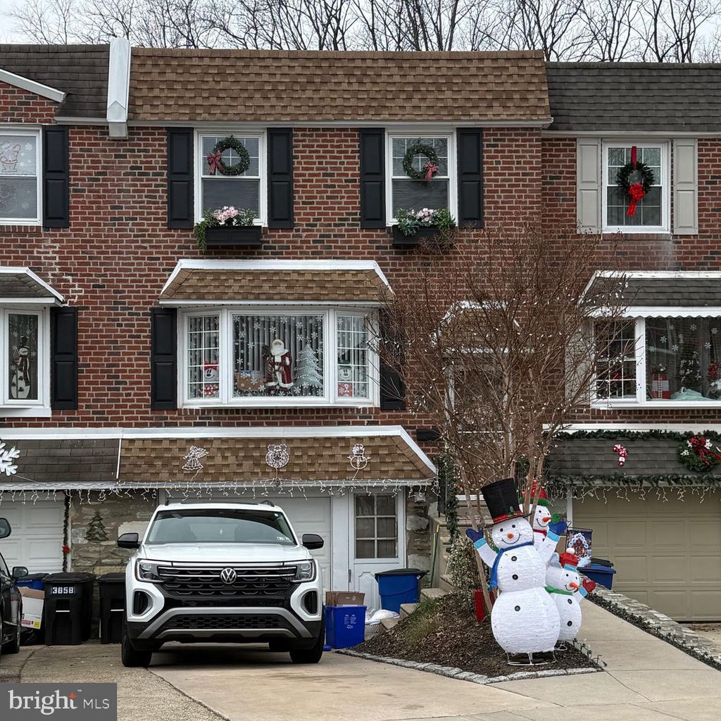 Photo of 3656 Salina Road, PHILADELPHIA, PA 19154 (MLS # PAPH2567150)