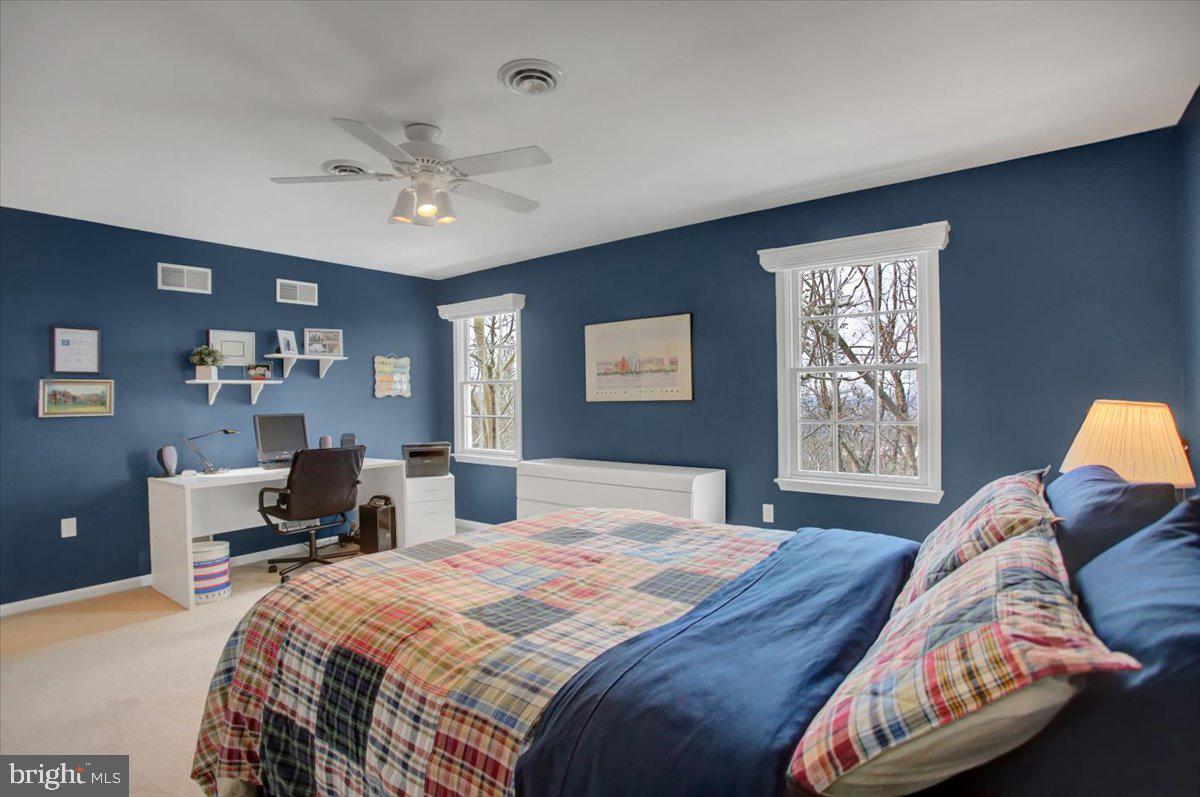 GREENE KNOLLS - Residential