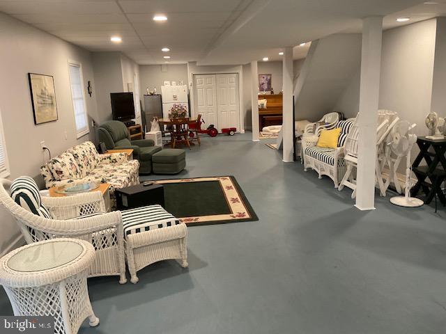 GREENE KNOLLS - Residential