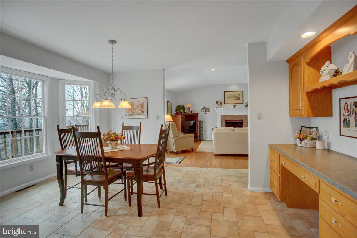 GREENE KNOLLS - Residential