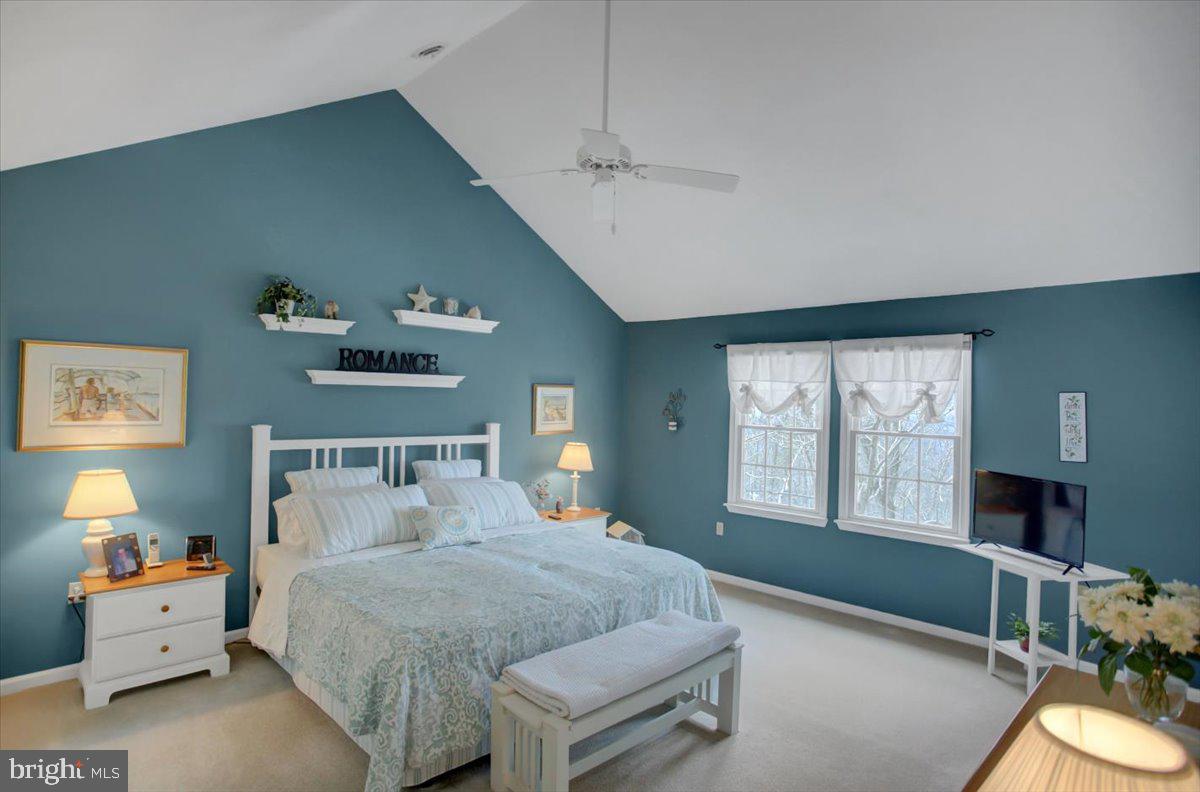 GREENE KNOLLS - Residential