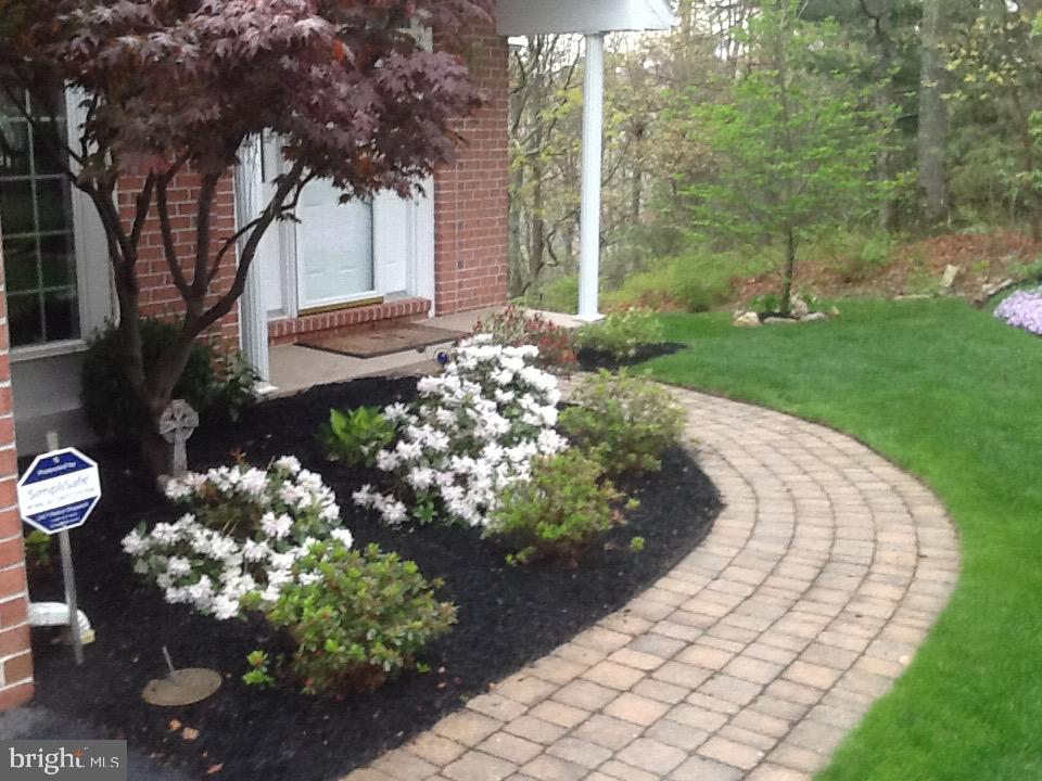 GREENE KNOLLS - Residential