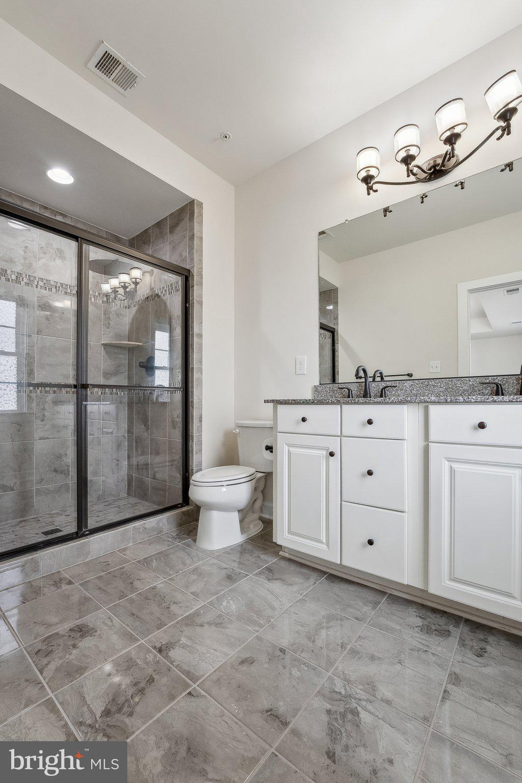 DISCOVERY SQUARE - Residential Lease