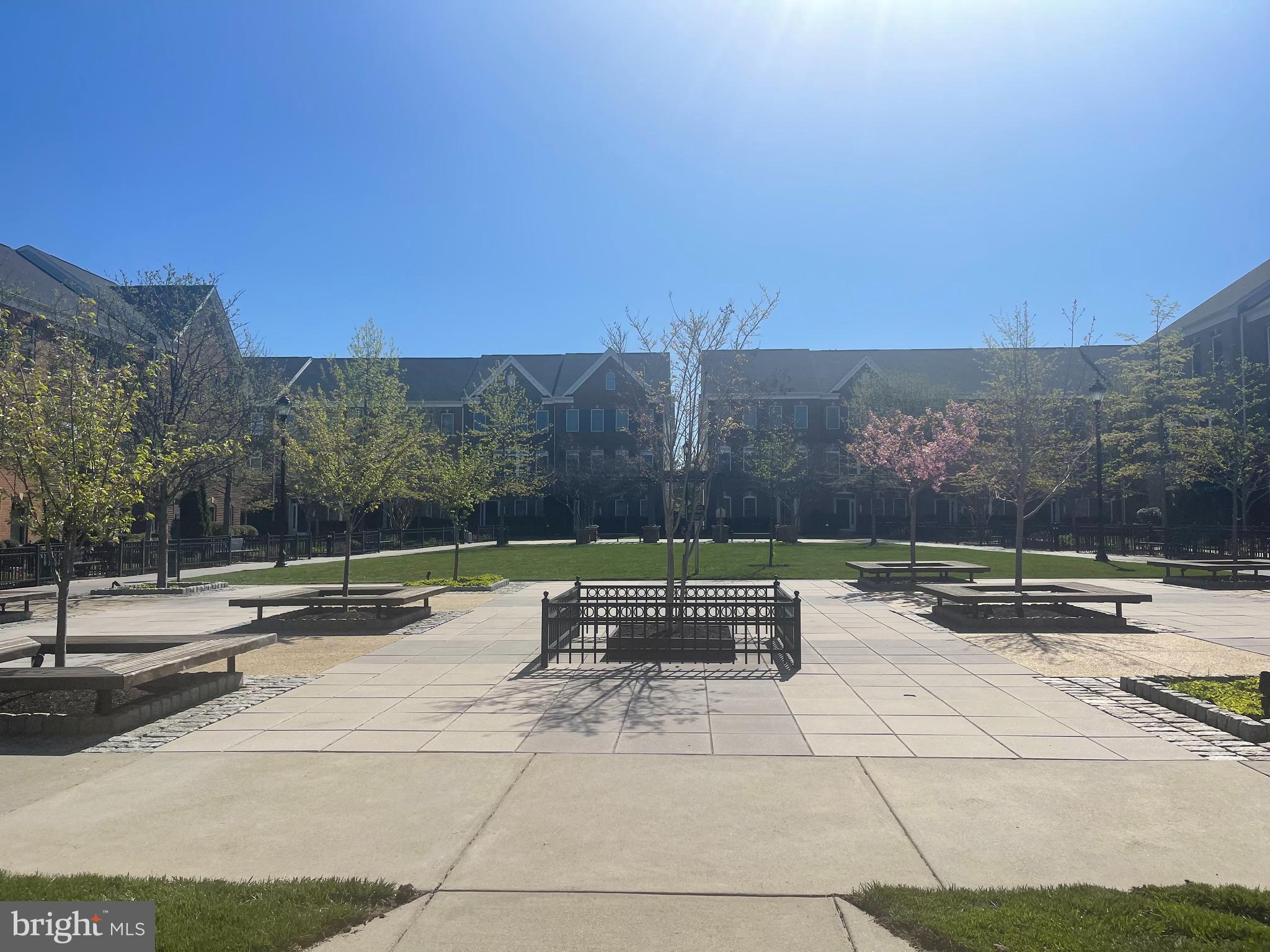 DISCOVERY SQUARE - Residential Lease