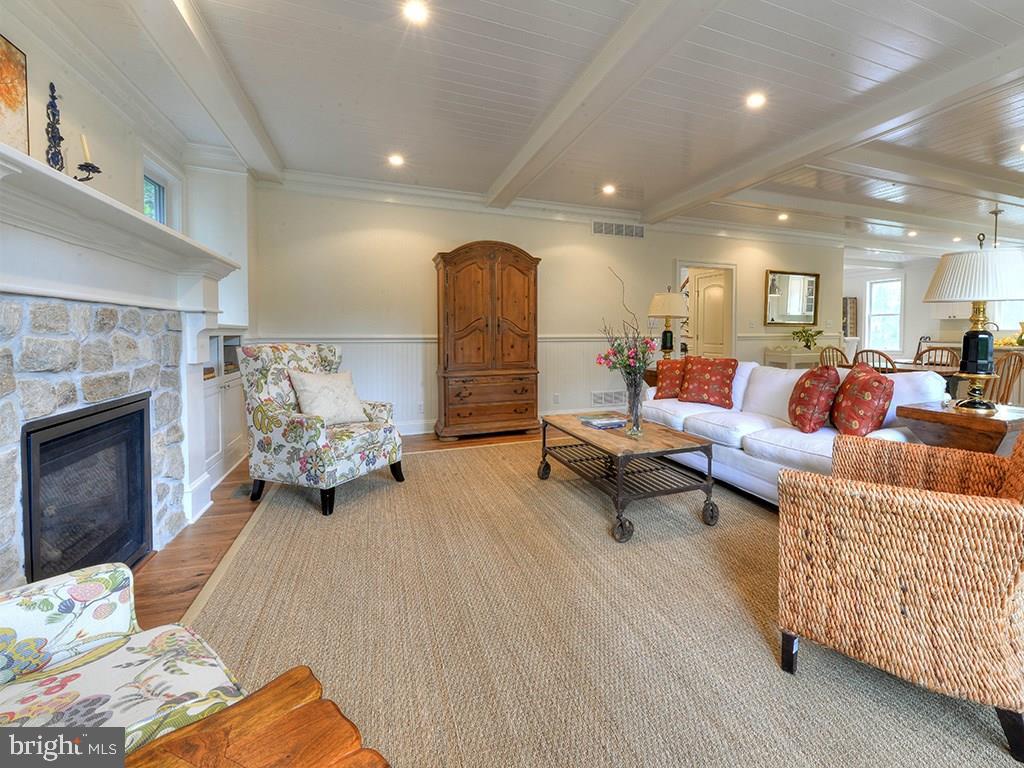 NORTH REHOBOTH - Residential