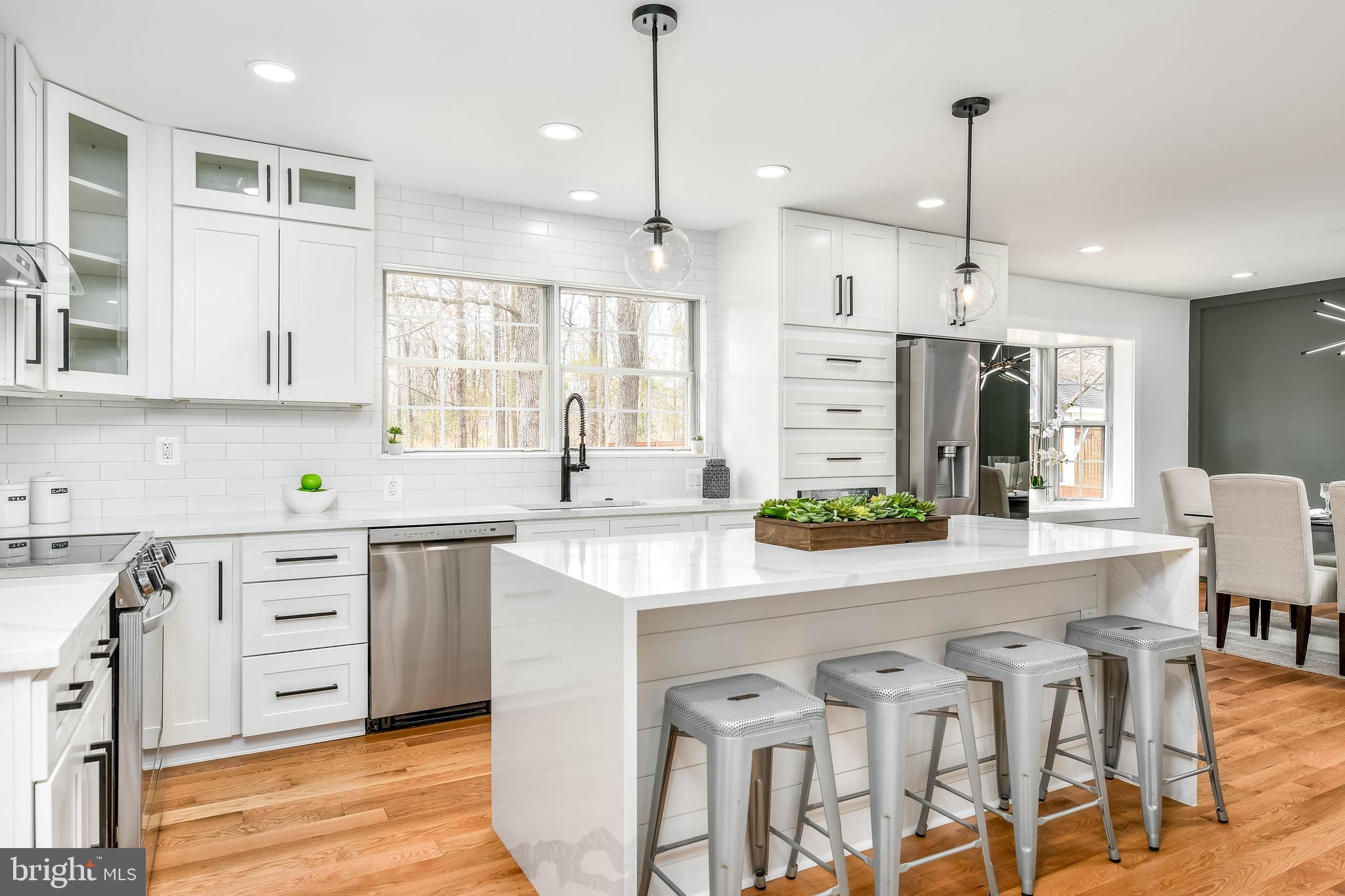 CARDINAL GLEN - Residential