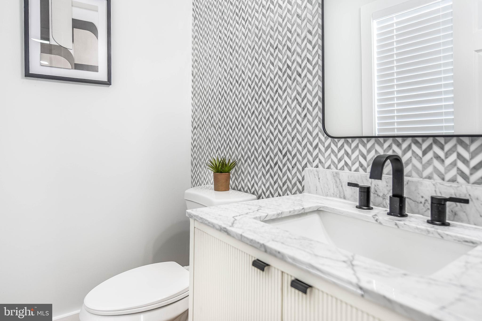 CARDINAL GLEN - Residential